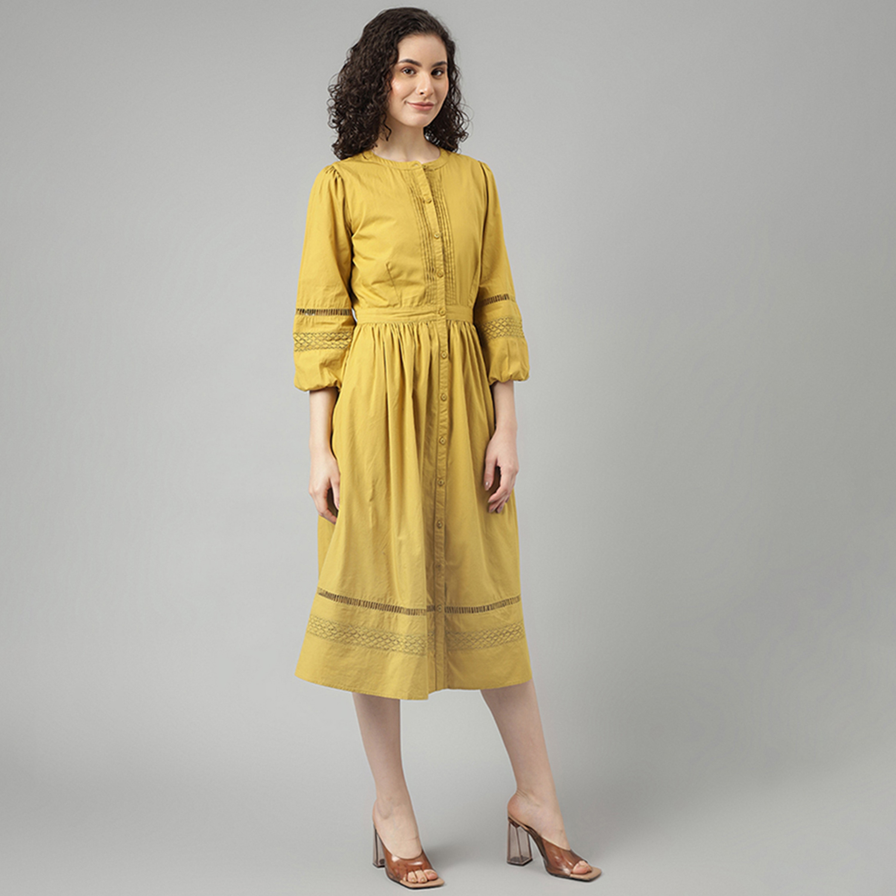 فستان قميص متوسط الطول بياقة مطوية وأزرار من بيفرلي هيلز بولو كلوب مع جيب جانبي-women-clothing-dresses-image-4