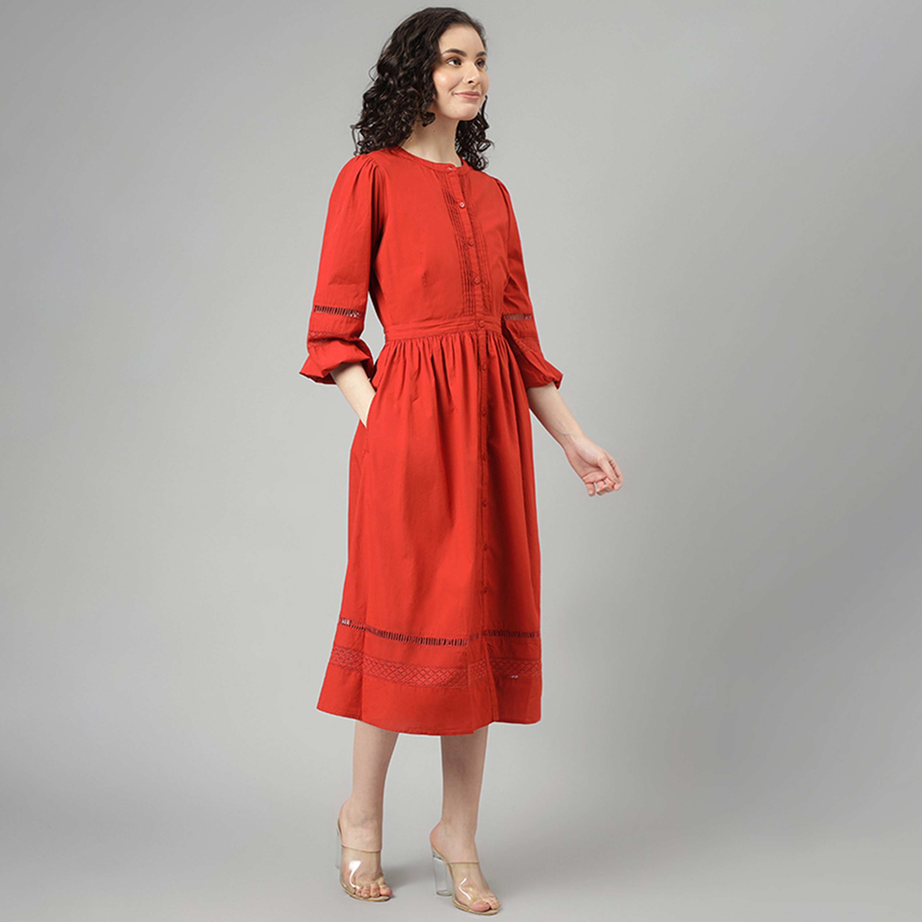 فستان قميص متوسط الطول بياقة مطوية وأزرار من بيفرلي هيلز بولو كلوب مع جيب جانبي-women-clothing-dresses-image-8