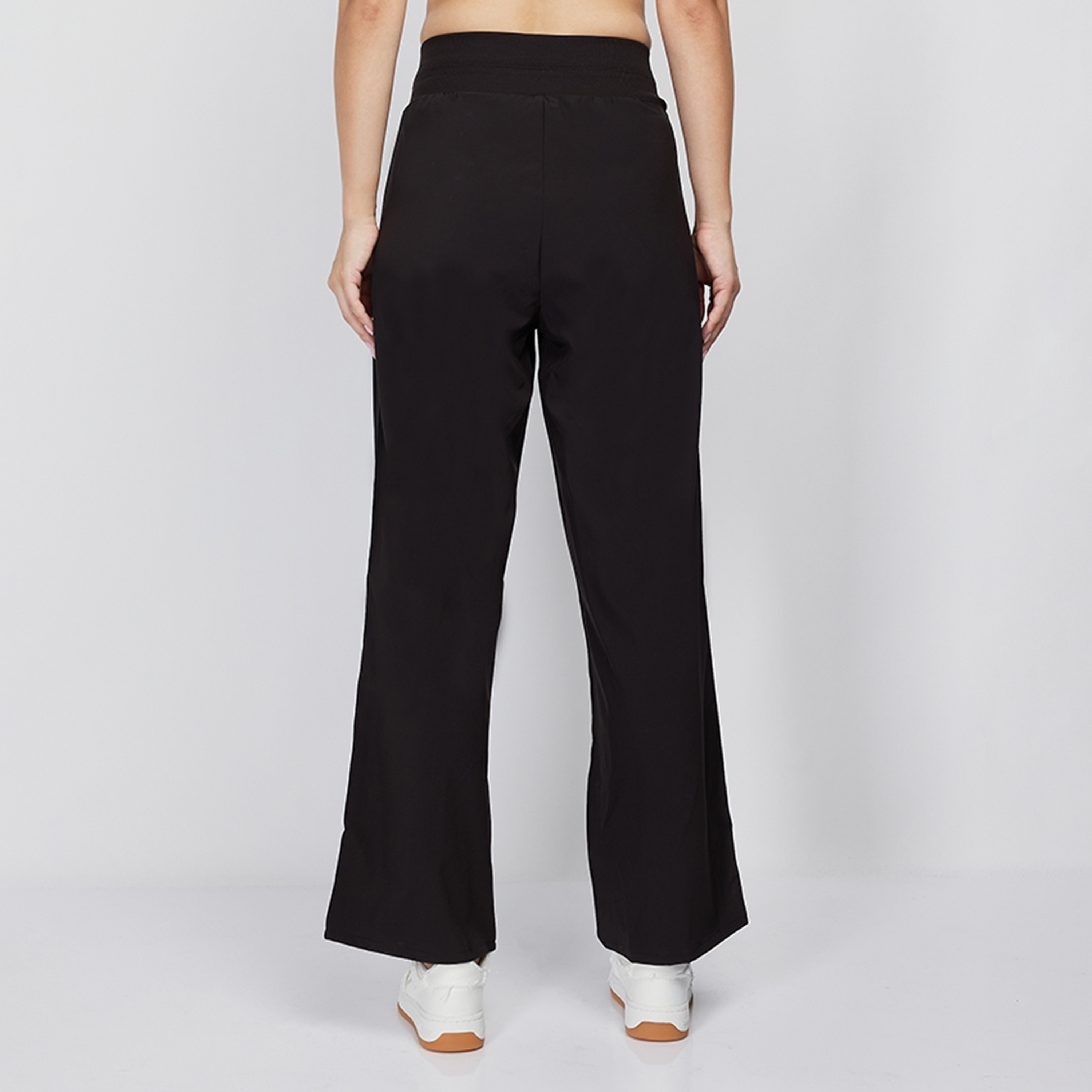بنادي بيفرلي هيلز للبولو بنطلون نسائي مطاطي بخصر مرتفع بسيط-women-clothing-bottoms-trousers-image-4