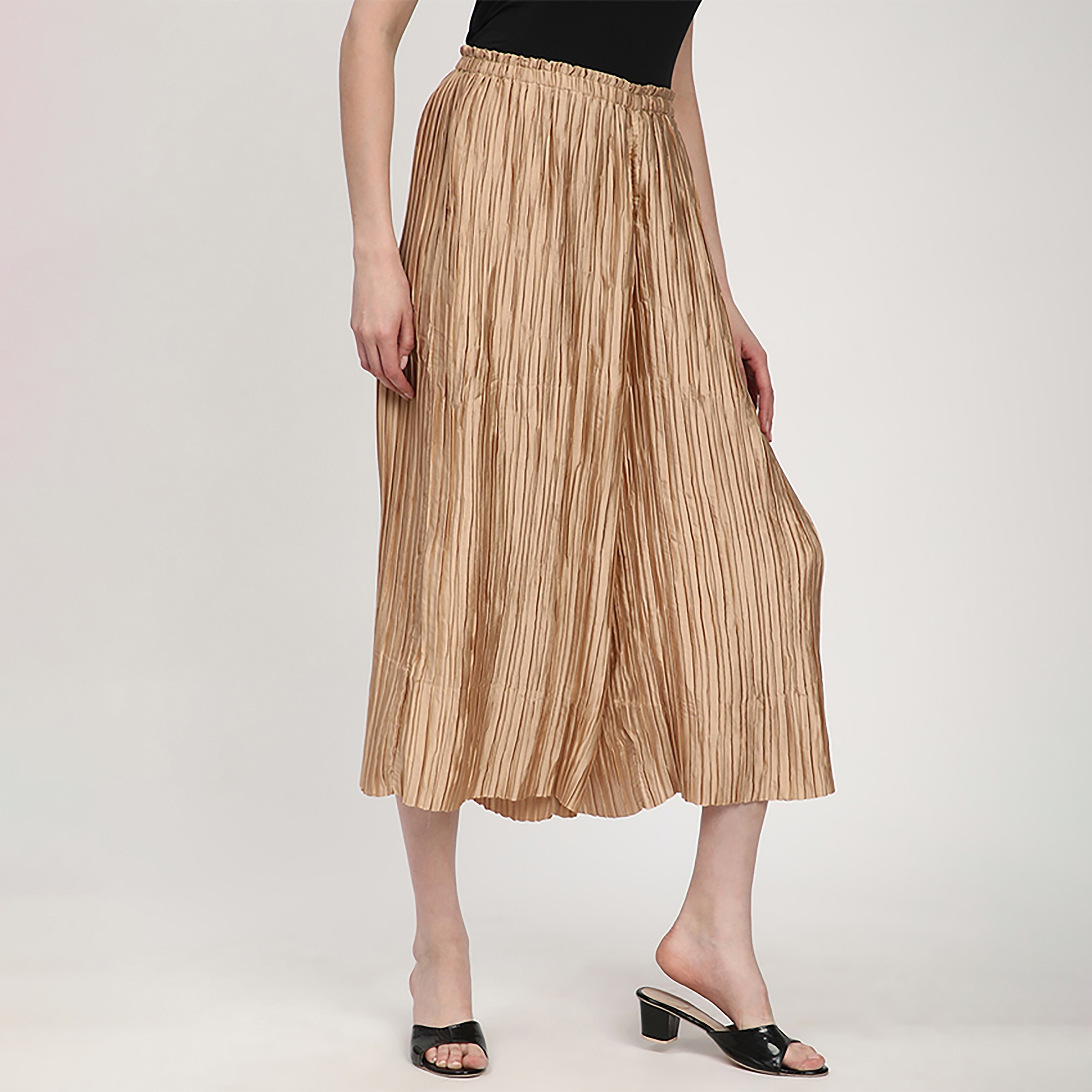 بنطلون نسائي قصير بخصر مطاطي عالي الخصر من بيفرلي هيلز بولو كلوب-women-clothing-bottoms-trousers-image-7