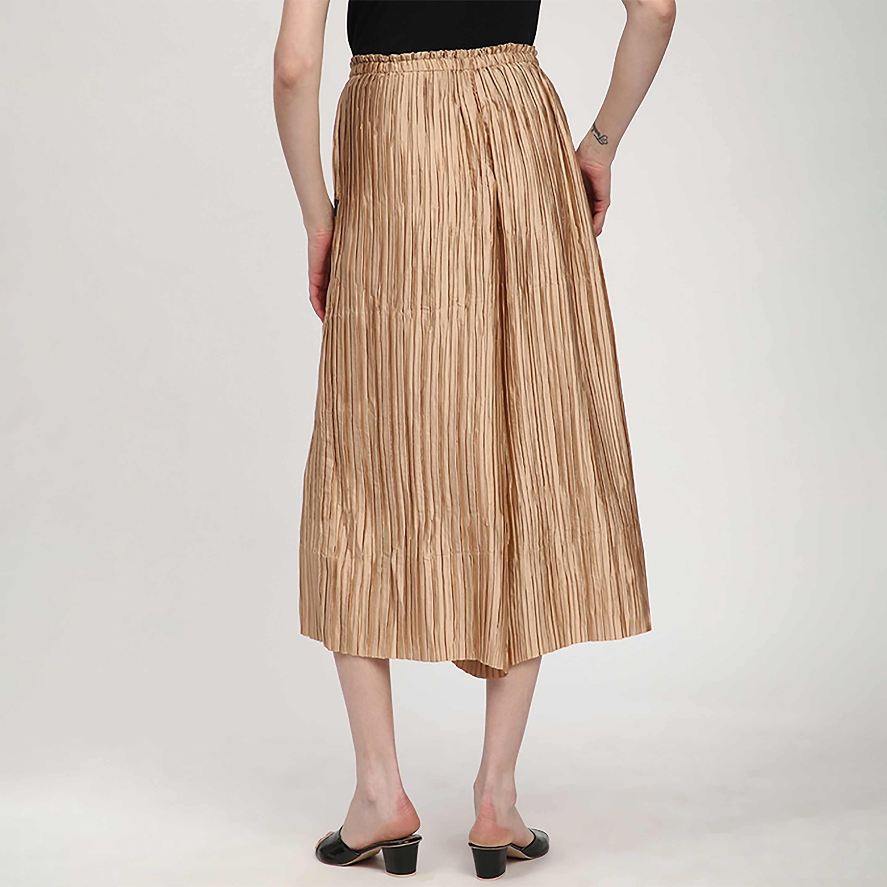 بنطلون نسائي قصير بخصر مطاطي عالي الخصر من بيفرلي هيلز بولو كلوب-women-clothing-bottoms-trousers-image-8