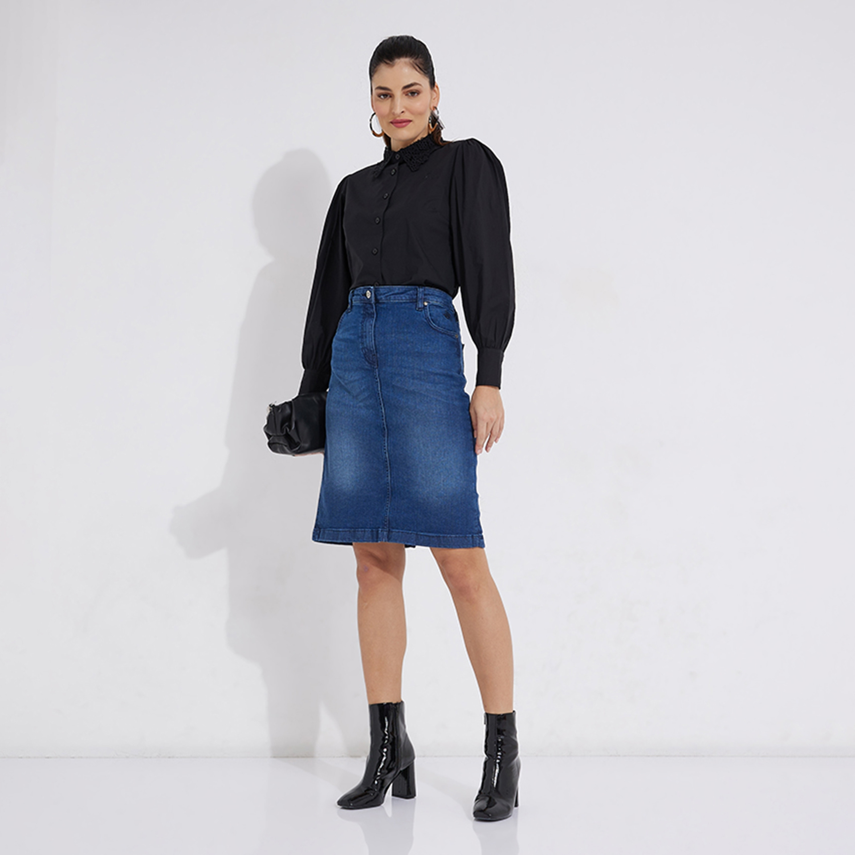 تنورة نسائية على شكل أ-لاين بزر خصر مرن من نادي بيفرلي هيلز بولو-women-clothing-bottoms-skirts-image-2
