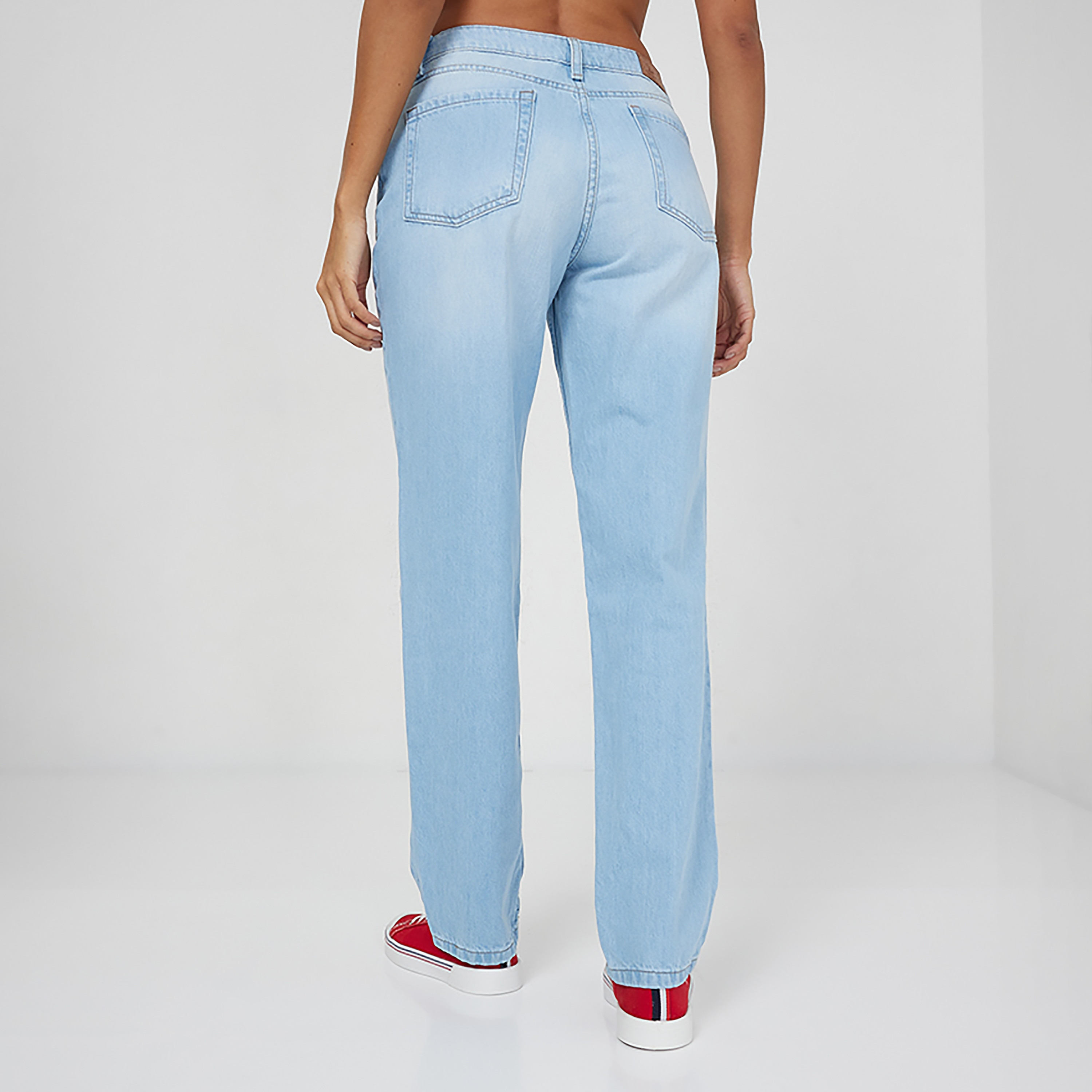بنطال جينز بقصة ضيقة ومتوسط الارتفاع من بيفرلي هيلز بولو كلوب-women-clothing-bottoms-jeans-image-4