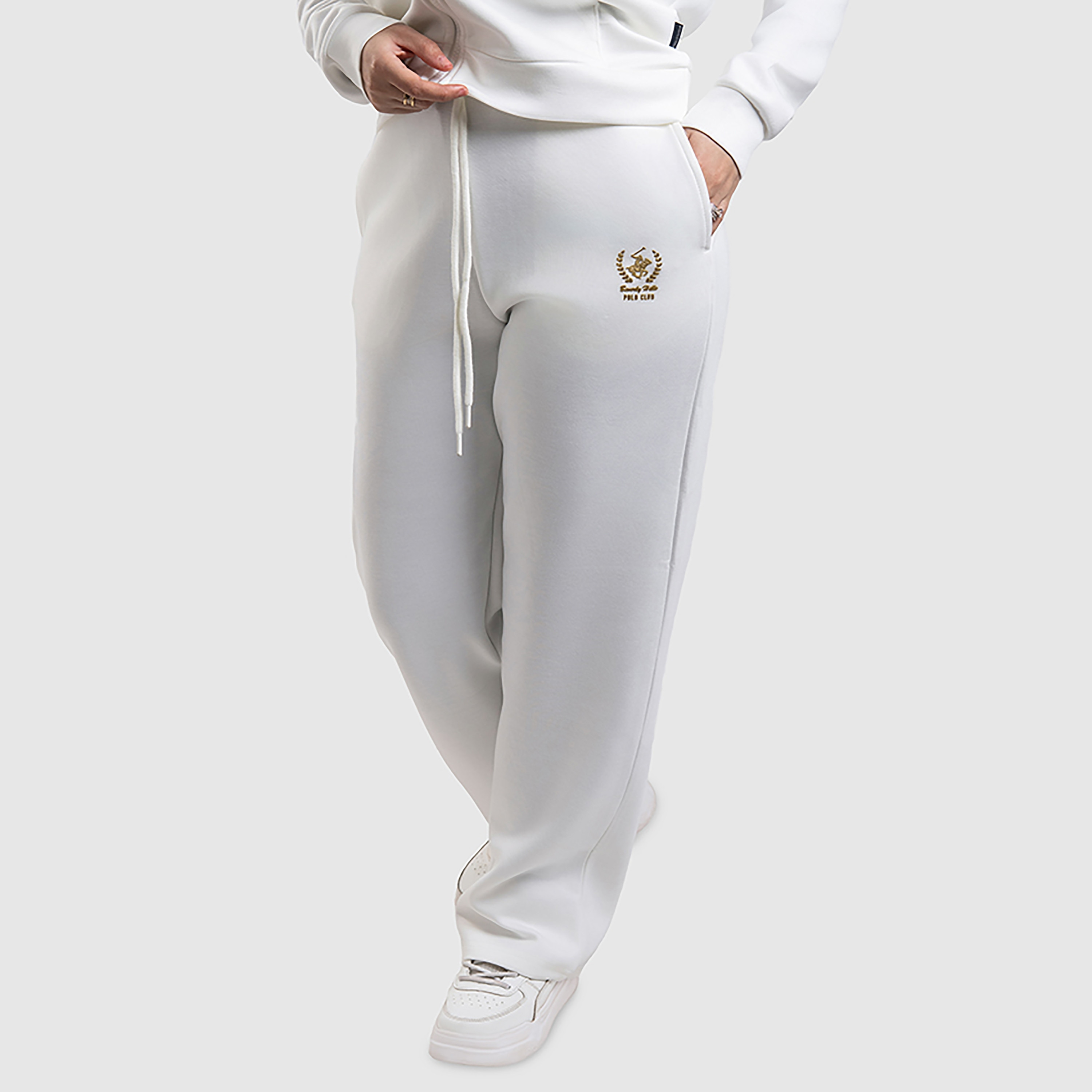 بنطال رياضي نسائي برباط وخصر متوسط الارتفاع مع شعار من بيفرلي هيلز بولو كلوب-women-clothing-bottoms-joggers-image-11