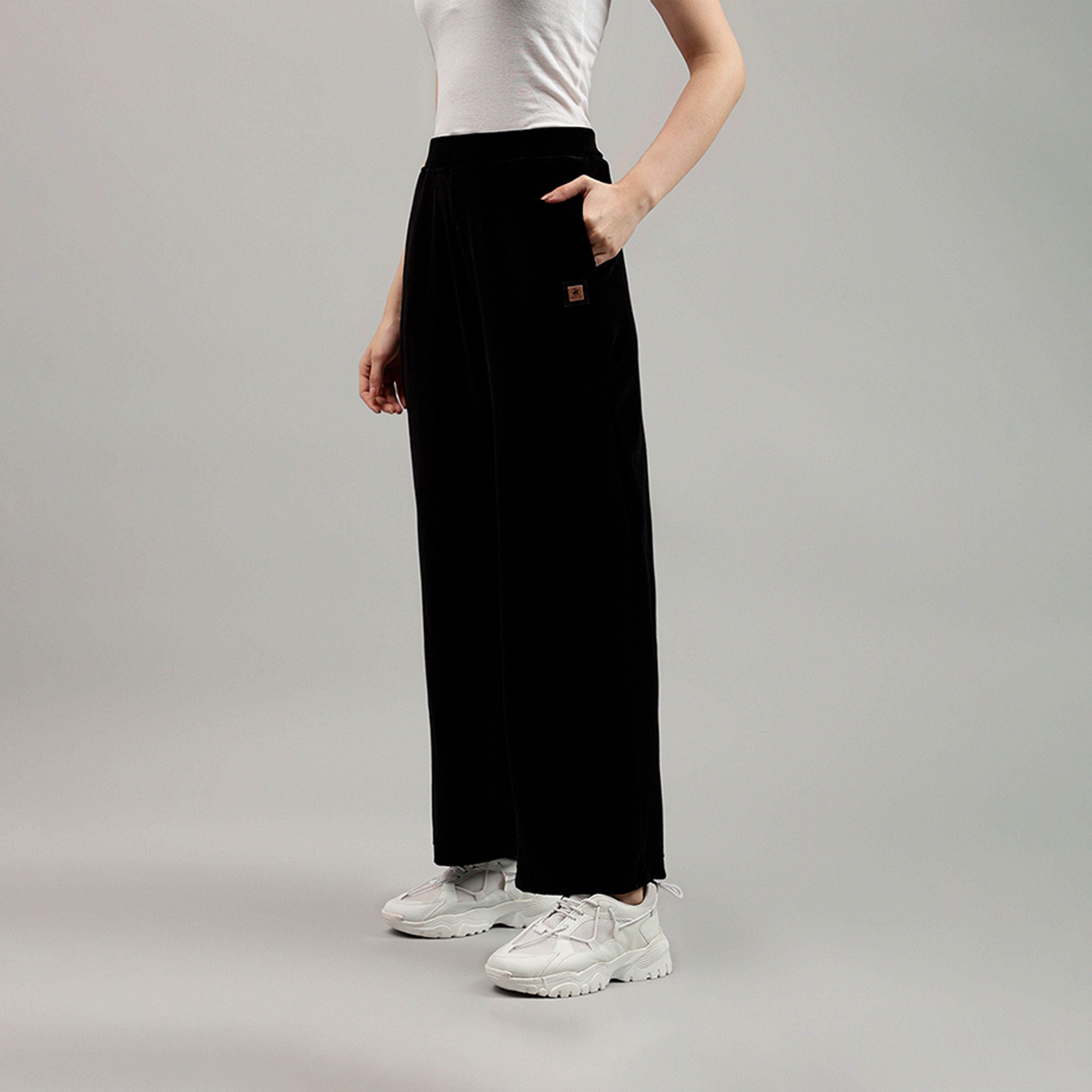 بيفرلي هيلز بولو كلوب- بنطلون رياضي نسائي محبوك-women-clothing-bottoms-joggers-image-2