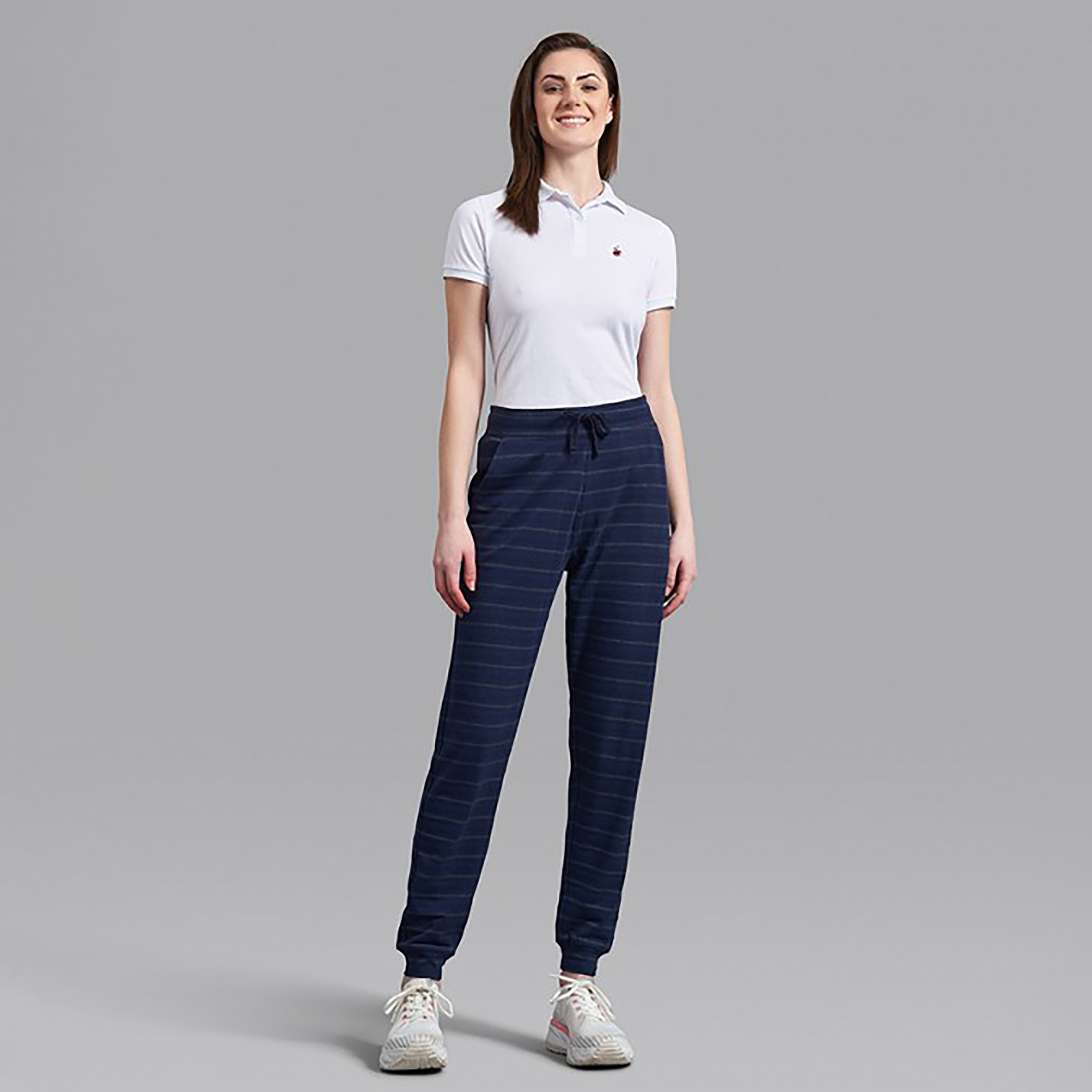 بنطلون رياضي أزرق كحلي نسائي منسوج برباط من بيفرلي هيلز بولو كلوب مع جيوب مائلة-women-clothing-bottoms-joggers-image-2