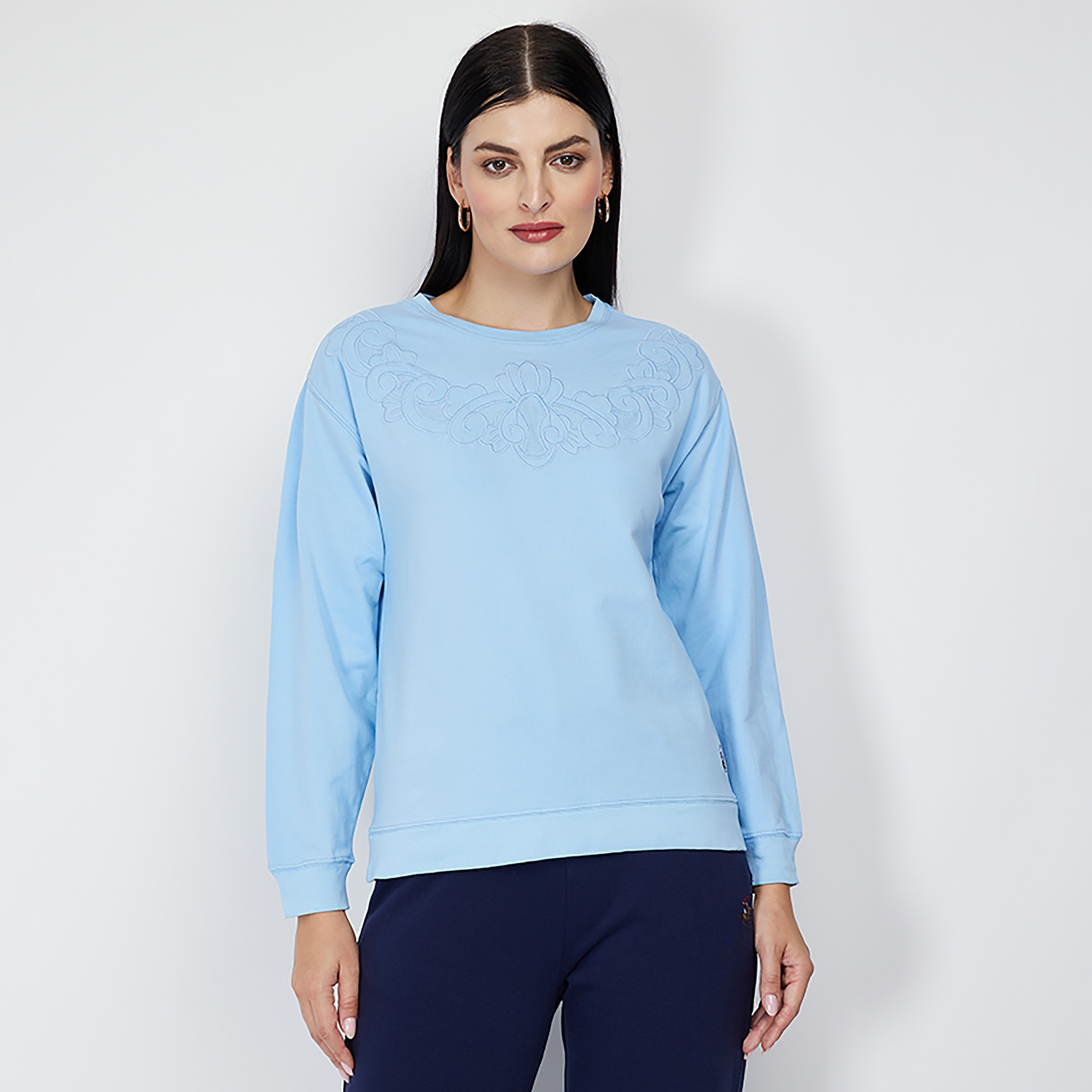 سترة نسائية بأكمام طويلة برقبة دائرية مطرزة من نادي بيفرلي هيلز بولو-women-clothing-hoodiesandsweatshirts-sweatshirts-image-1