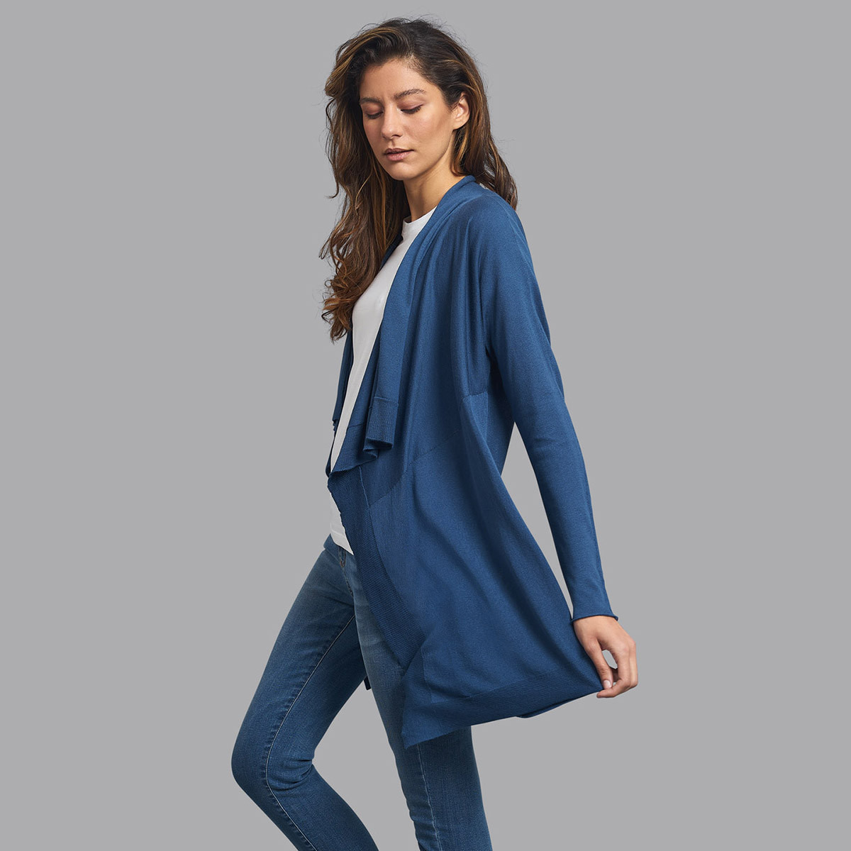 شرجز سادة من بيفرلي هيلز بولو كلوب بأكمام طويلة بفتحة أمامية-women-winterwear-cardigansandjumpers-cardigans-image-3
