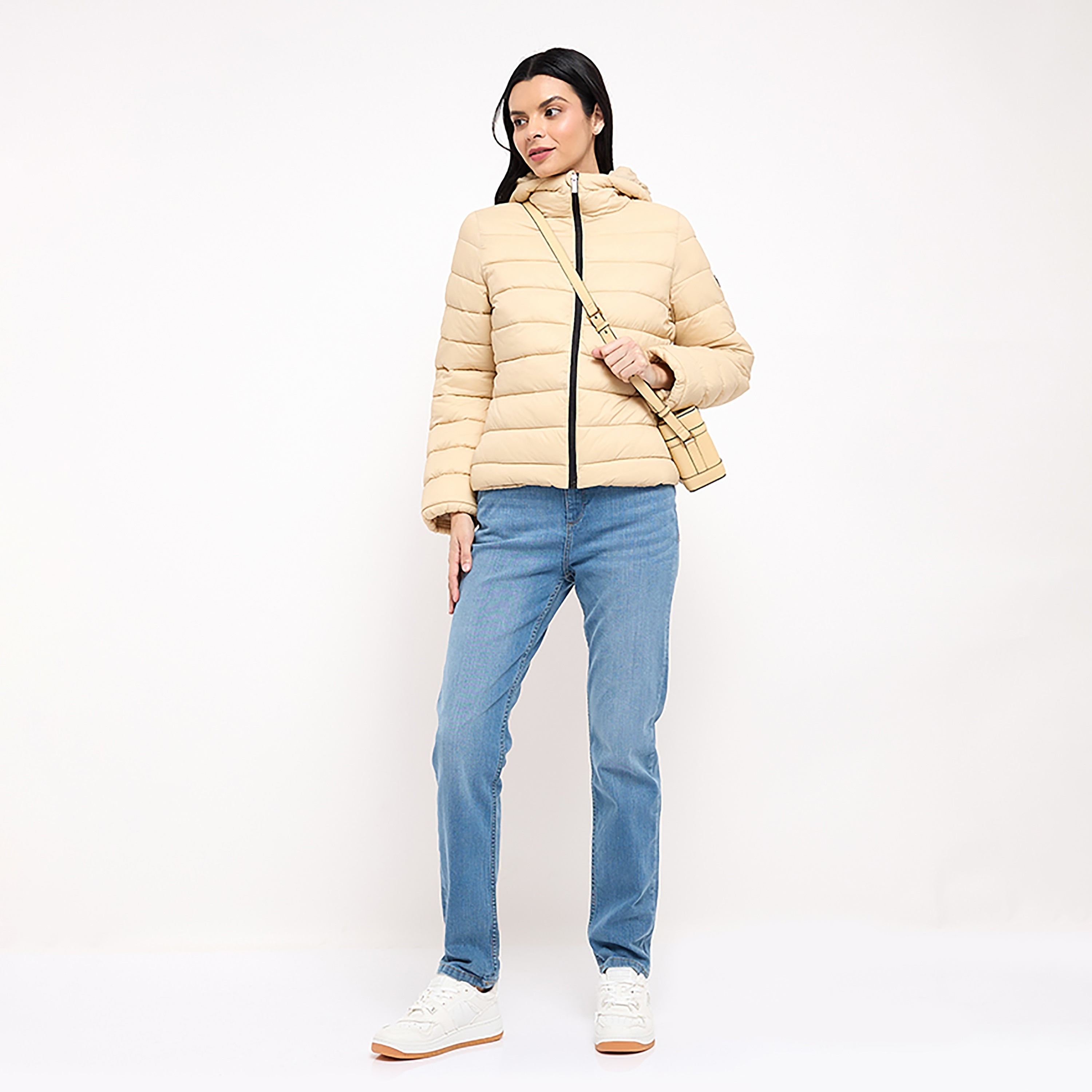 جاكيت نسائي منفوخ بأكمام طويلة وياقة بغطاء رأس من بيفرلي هيلز بولو كلوب-women-clothing-coatsandjackets-jackets-image-2