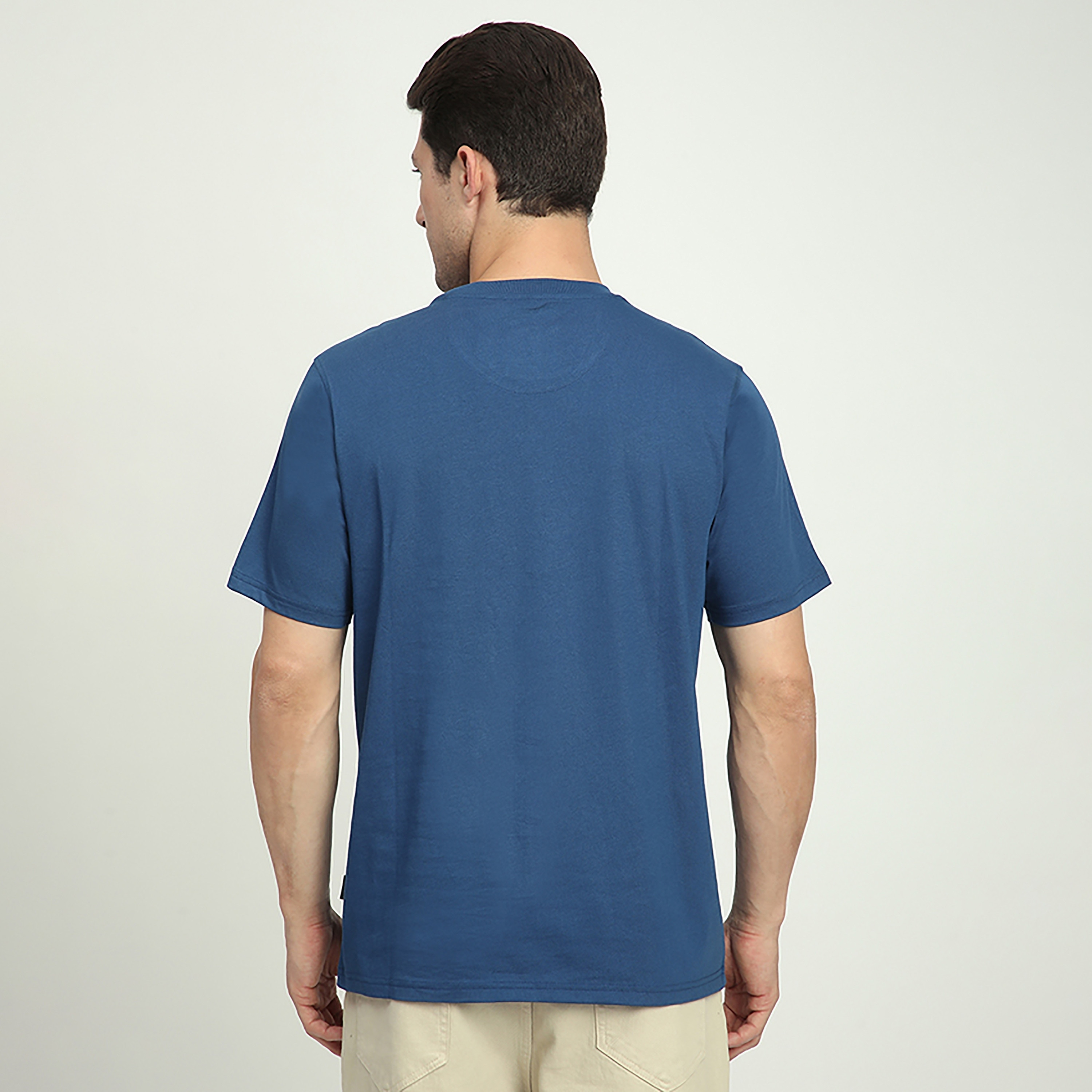 تي شيرت رجالي بأكمام قصيرة ورقبة دائرية وطبعة شعار من بيفرلي هيلز بولو كلوب-men-clothing-tshirtsandpolos-tshirts-image-12