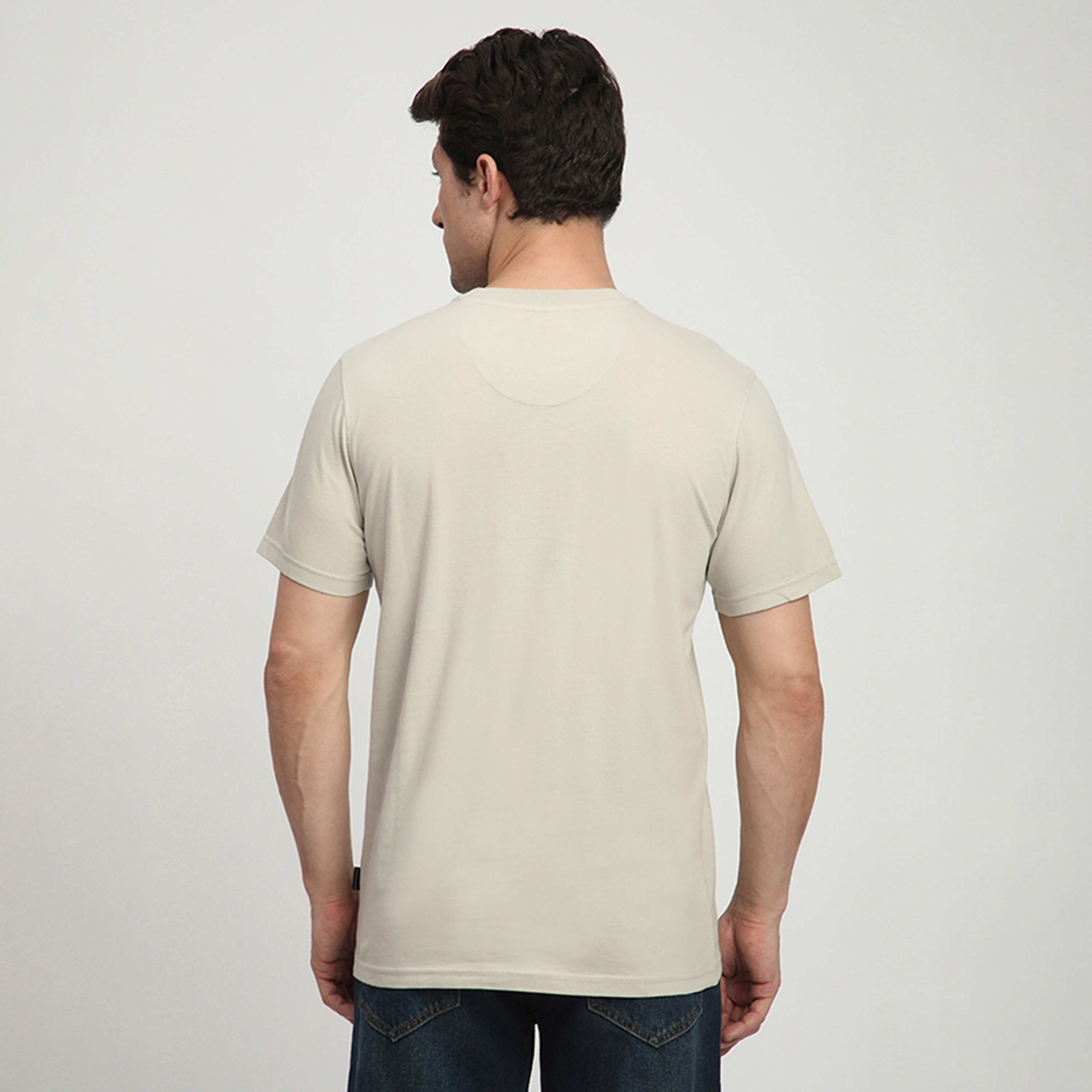 تي شيرت بيفرلي هيلز بولو كلوب سادة بياقة دائرية وأكمام قصيرة للرجال-men-clothing-tshirtsandpolos-tshirts-image-4