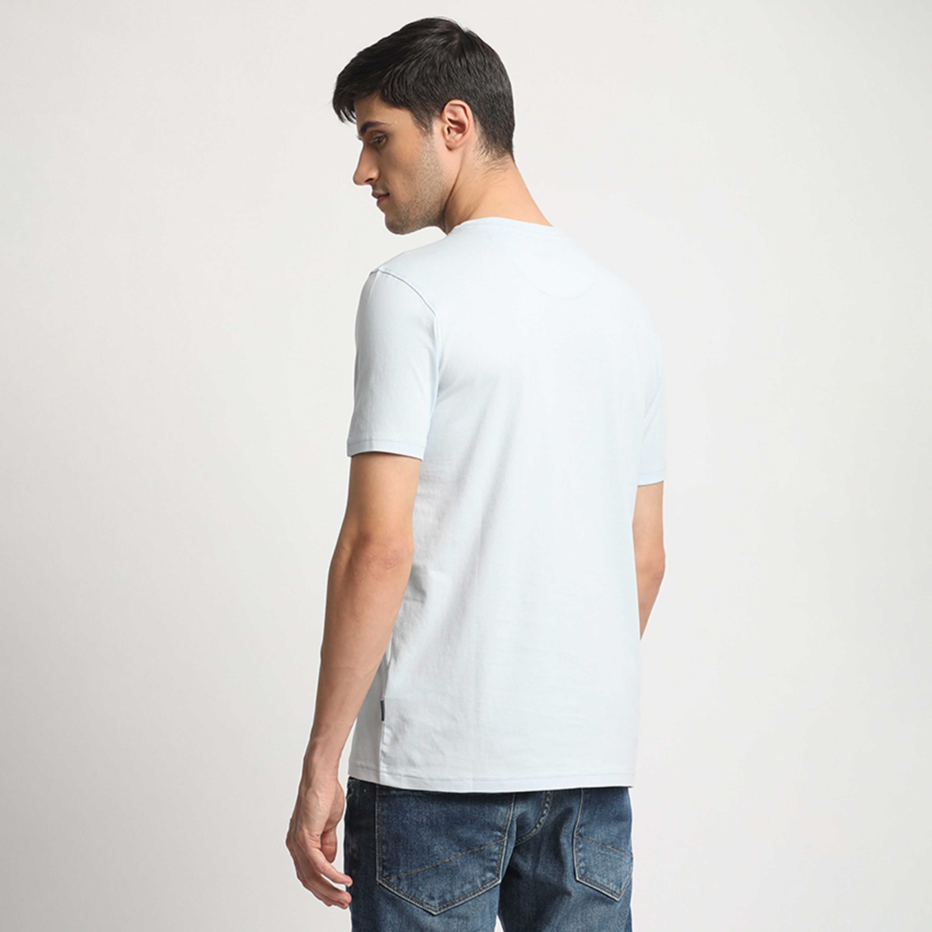 Beverly Hills Polo Club Embossed Logo Crew Neck Short Sleeves T-Shirt-men-clothing-tshirtsandpolos-tshirts-image-4
