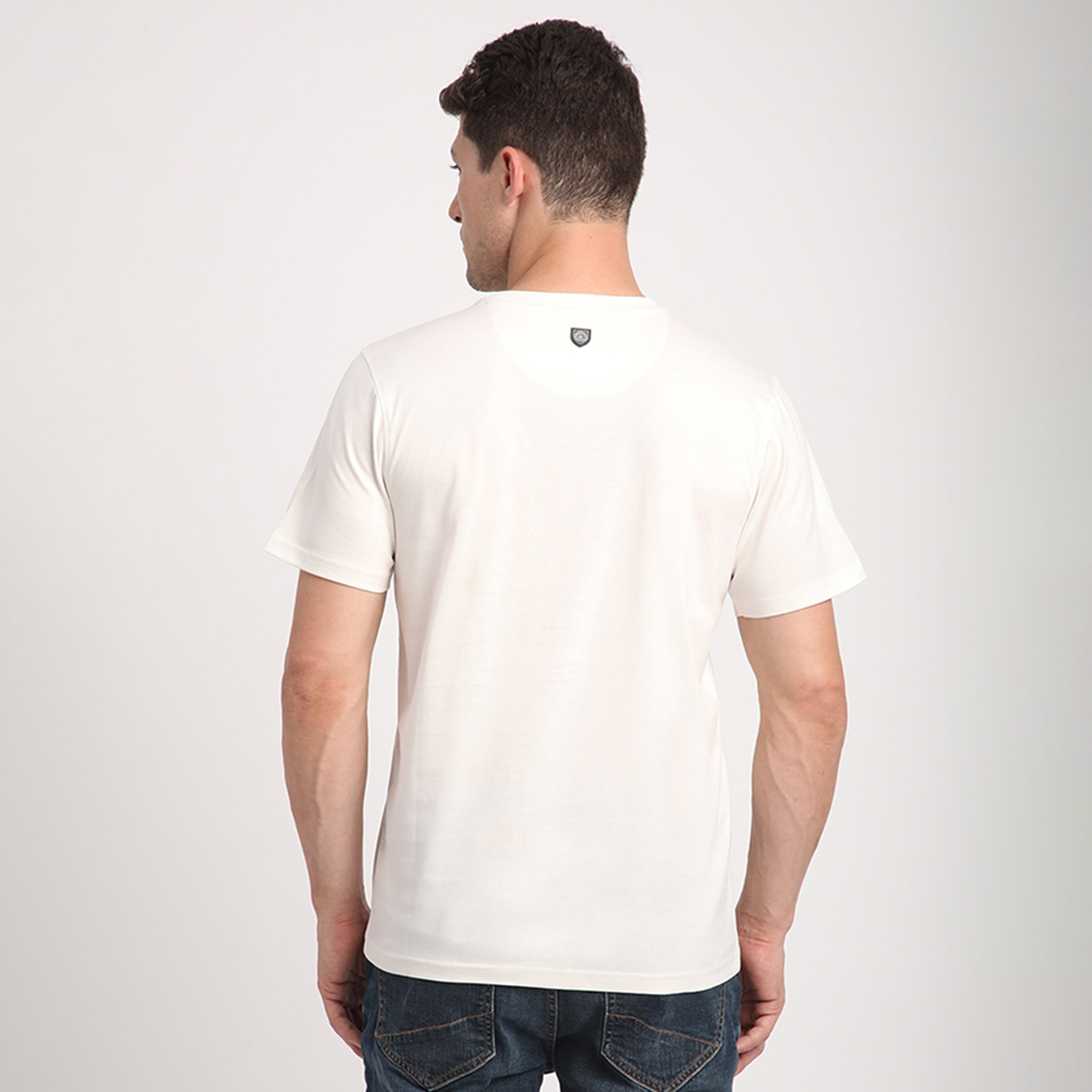 تي شورت بيفرلي هيلز بولو كلوب شينيل مطرز بشعار طاقم الرقبة وأكمام قصيرة للرجال-men-clothing-tshirtsandpolos-tshirts-image-4