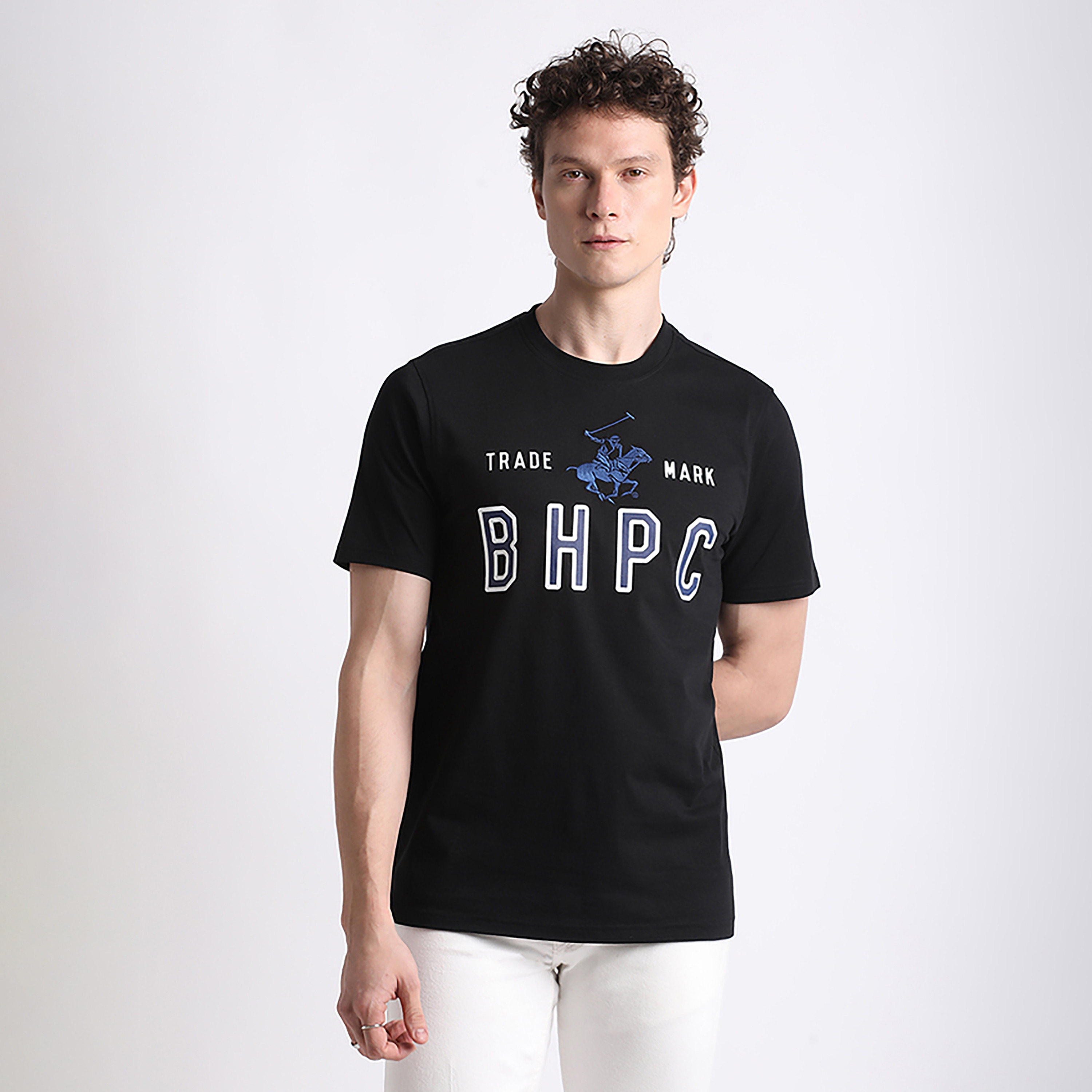 تي شيرت بيفرلي هيلز بولو كلوب بشعار العلامة التجارية وياقة دائرية وأكمام قصيرة للرجال-men-clothing-tshirtsandpolos-tshirts-image-1