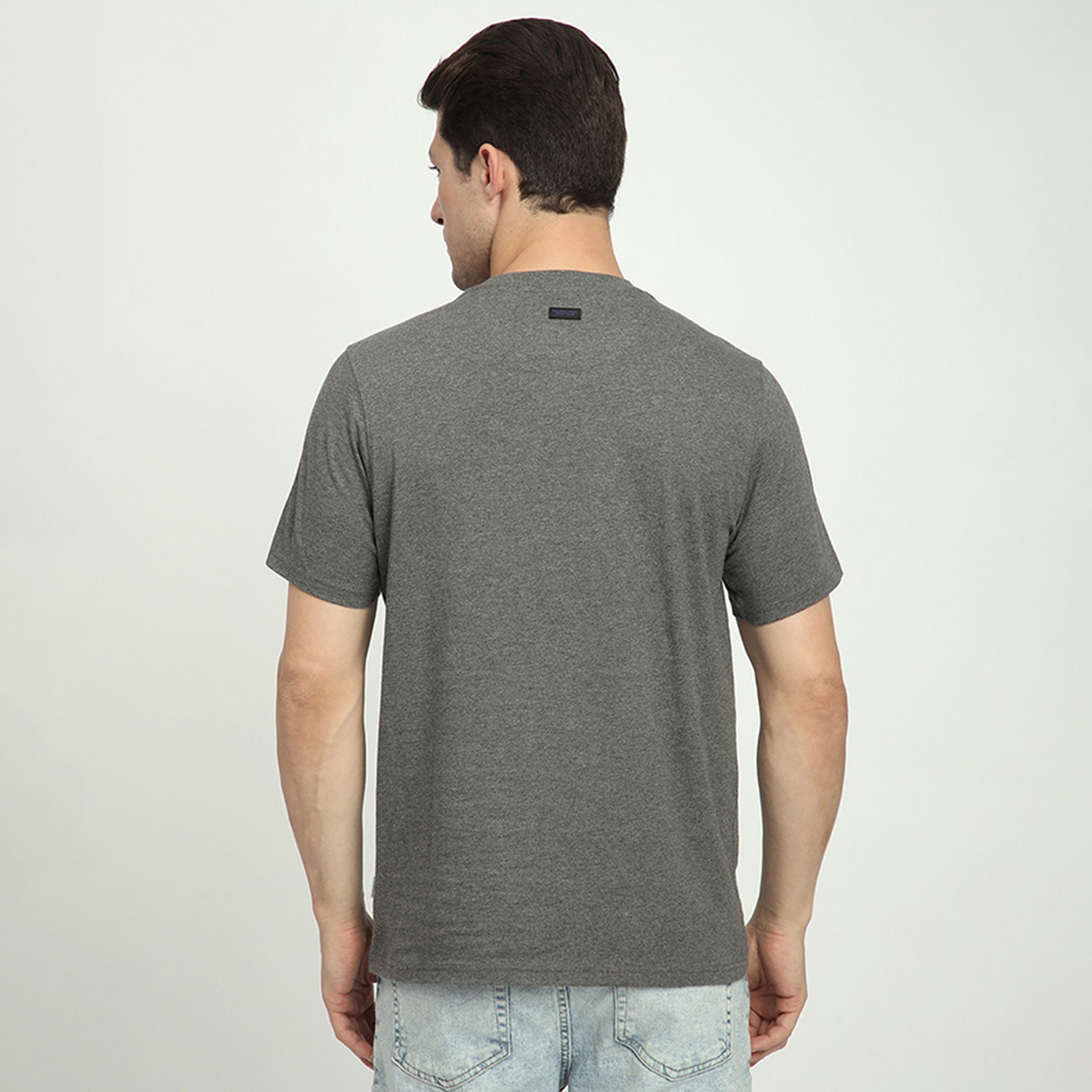 تي شيرت بيفرلي هيلز بولو كلوب مطبوع عليه شعار وياقة دائرية وأكمام قصيرة للرجال-men-clothing-tshirtsandpolos-tshirts-image-4