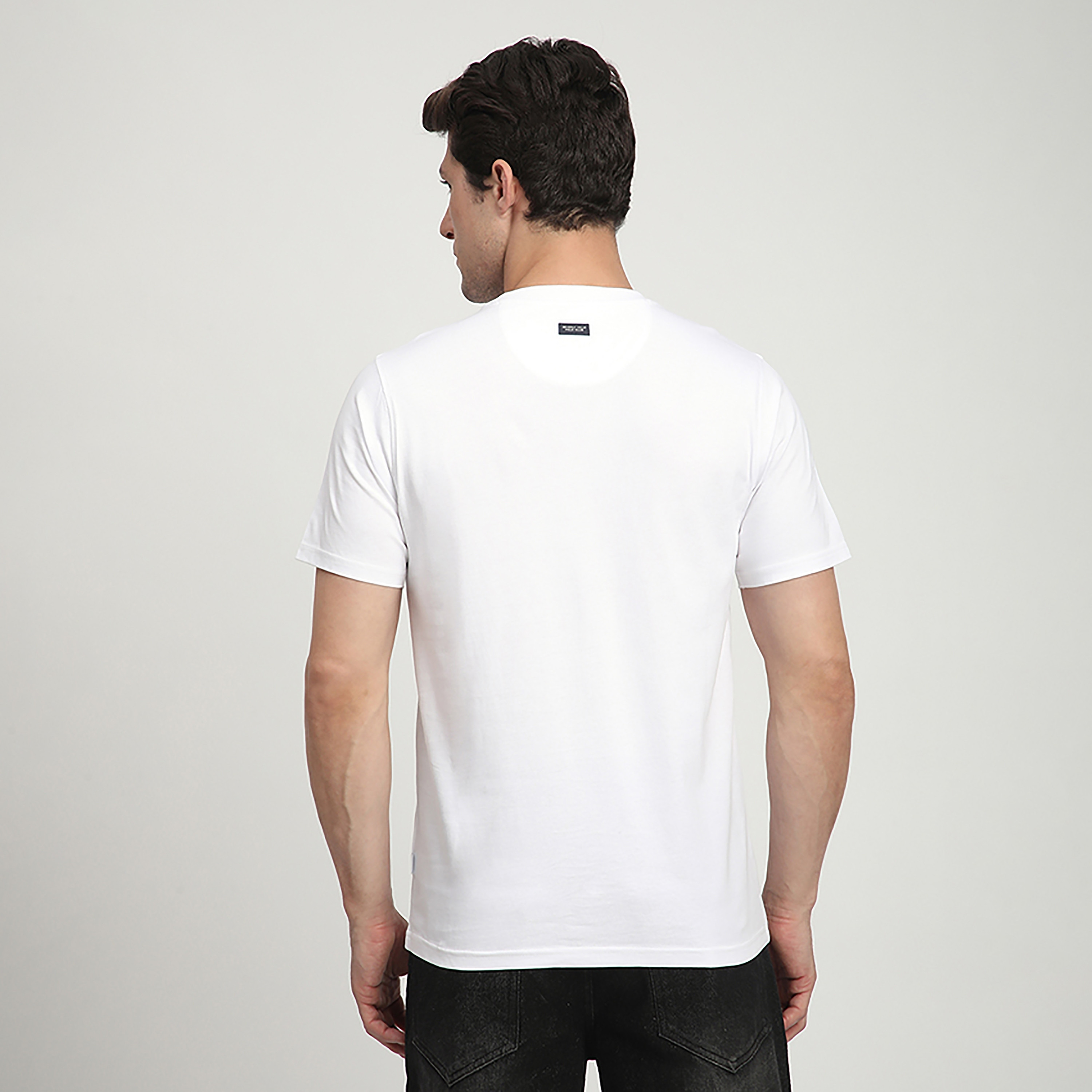 تي شيرت رجالي بأكمام قصيرة ورقبة دائرية وطبعة شعار من بيفرلي هيلز بولو كلوب-men-clothing-tshirtsandpolos-tshirts-image-8