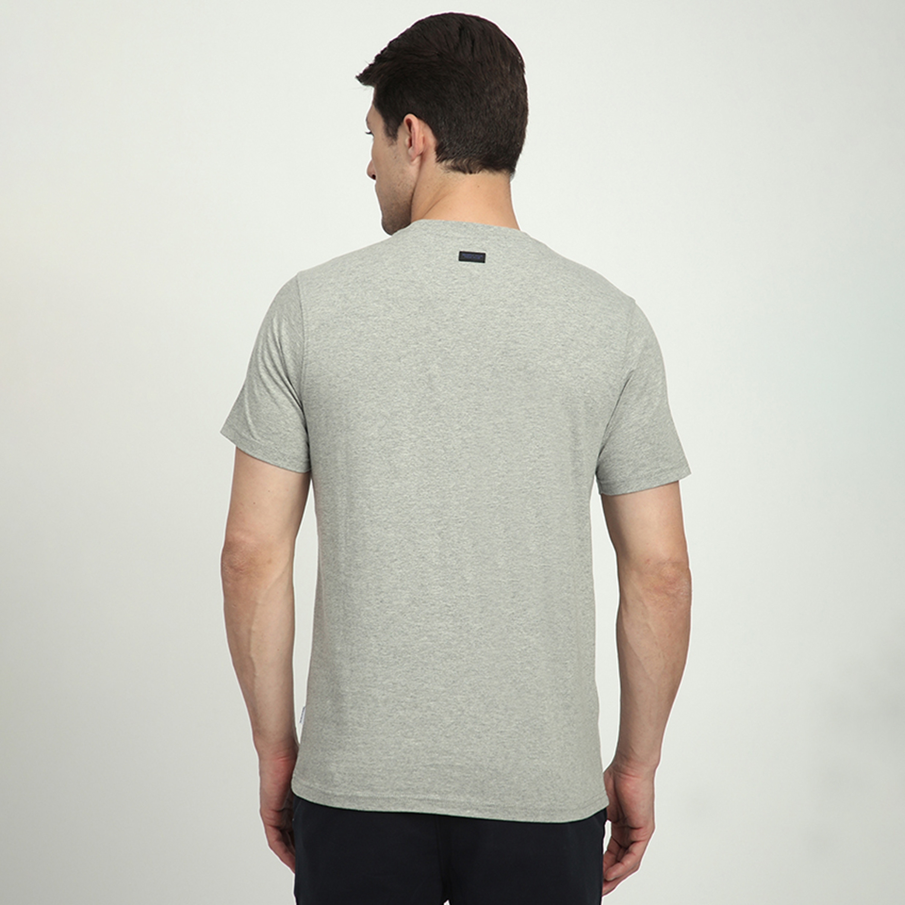 تي شيرت بيفرلي هيلز بولو كلوب مطبوع عليه شعار وياقة دائرية وأكمام قصيرة للرجال-men-clothing-tshirtsandpolos-tshirts-image-8