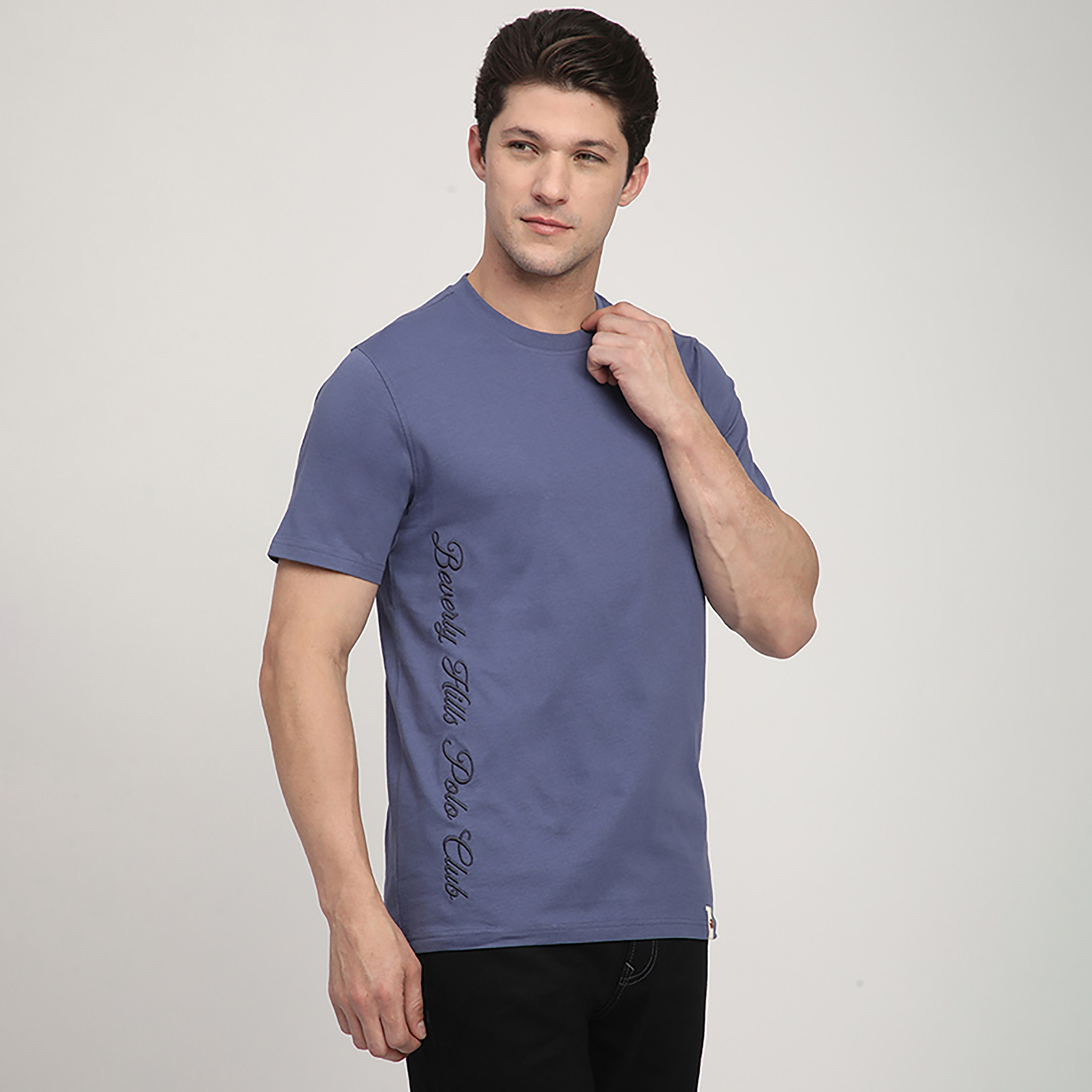 تي شيرت رجالي بأكمام قصيرة ورقبة دائرية مطرزة بنص من بيفرلي هيلز بولو كلوب-men-clothing-tshirtsandpolos-tshirts-image-3