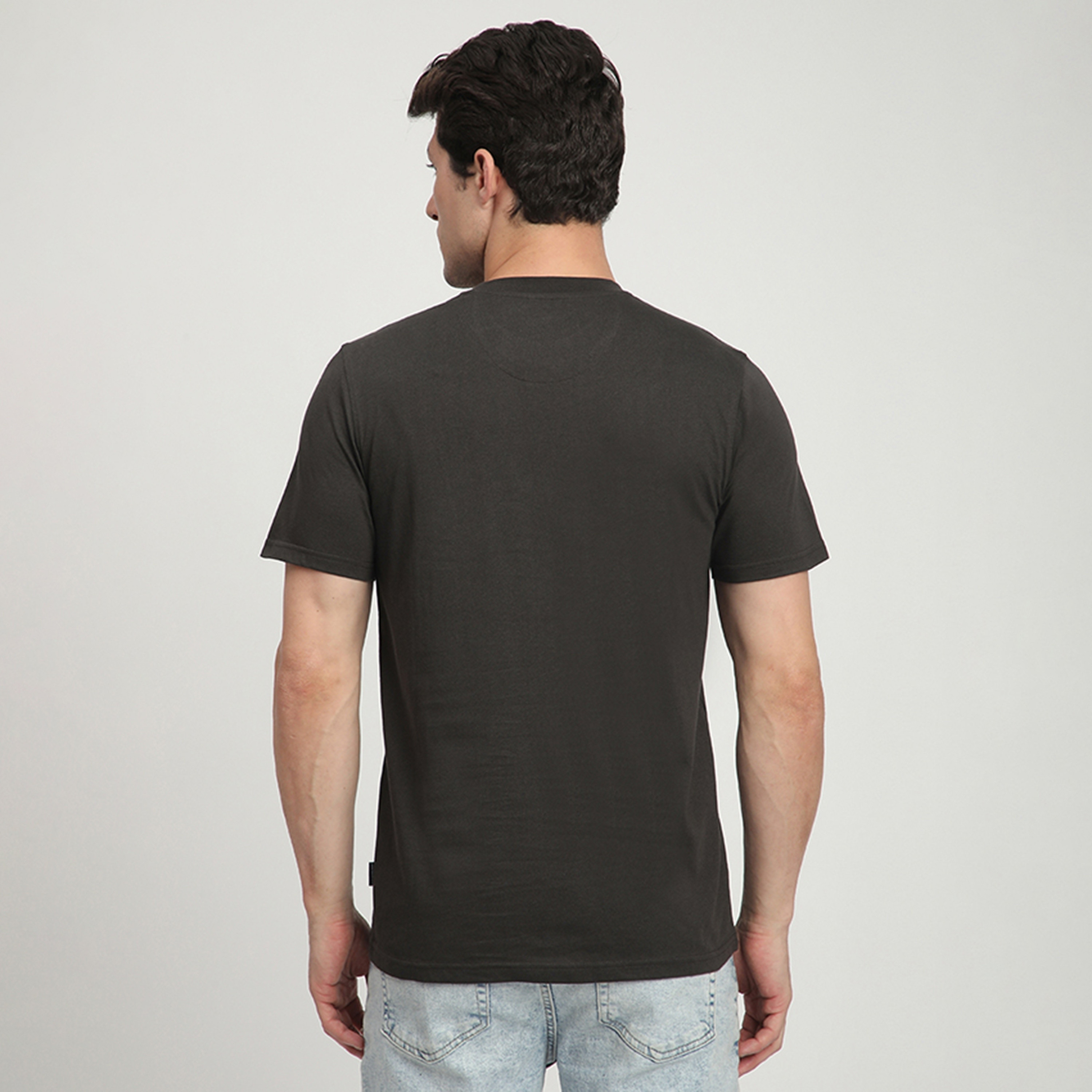 تي شيرت بيفرلي هيلز بولو كلوب مطبوع عليه شعار وياقة دائرية وأكمام قصيرة للرجال-men-clothing-tshirtsandpolos-tshirts-image-4