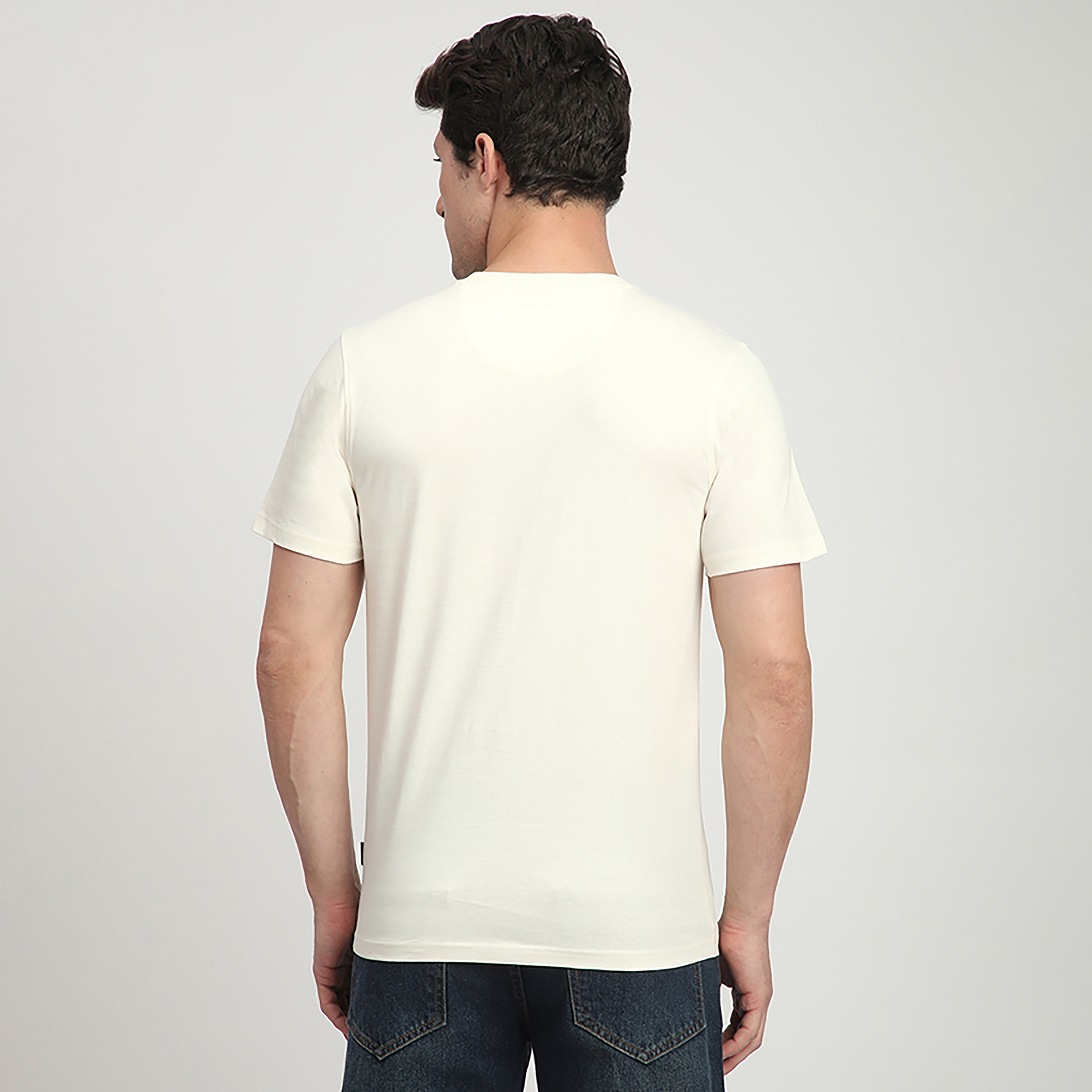 تي شيرت رجالي بأكمام قصيرة ورقبة دائرية وطبعة رسومات من بيفرلي هيلز بولو كلوب-men-clothing-tshirtsandpolos-tshirts-image-4