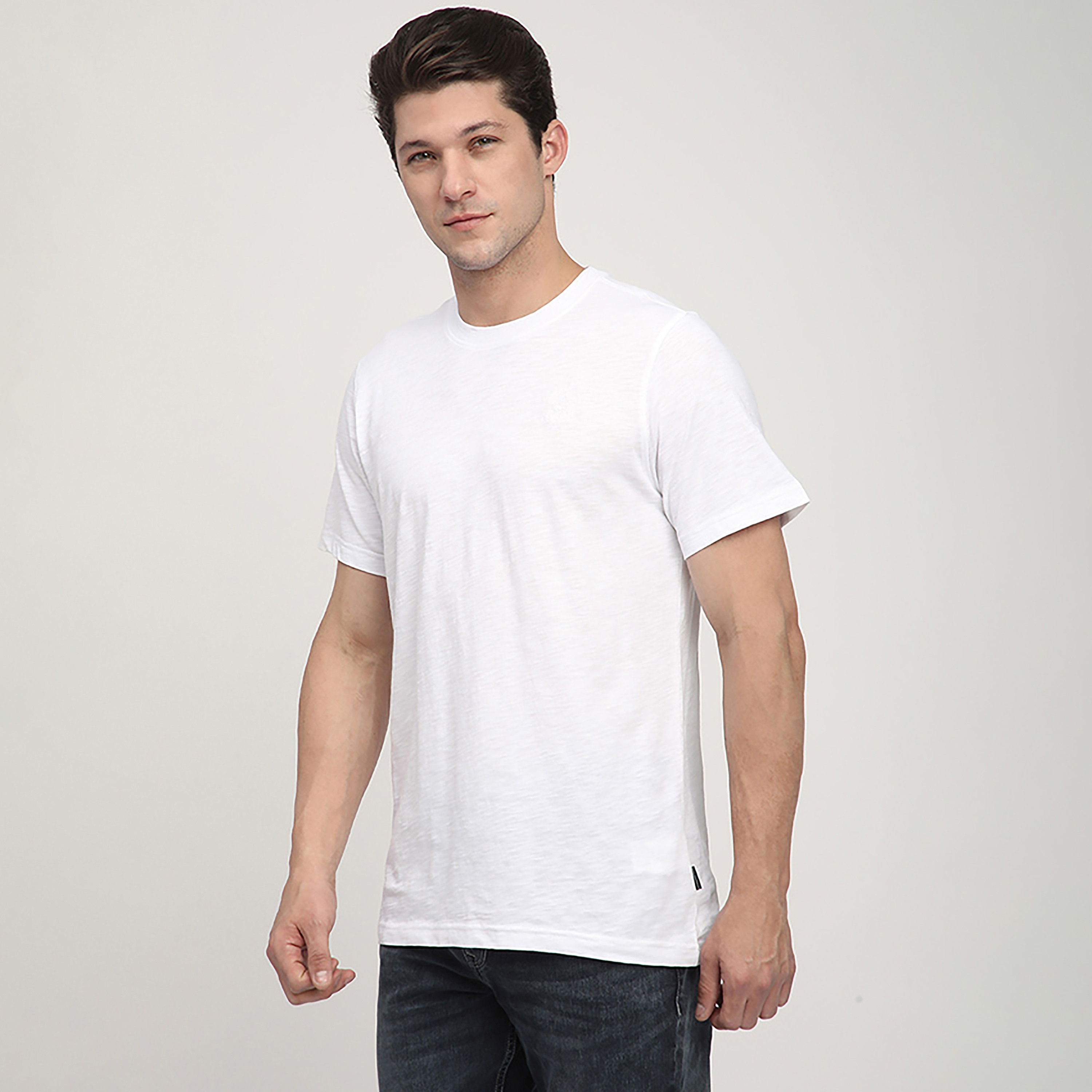 تي شيرت رجالي بياقة دائرية وأكمام قصيرة من بيفرلي هيلز بولو كلوب-men-clothing-tshirtsandpolos-tshirts-image-6