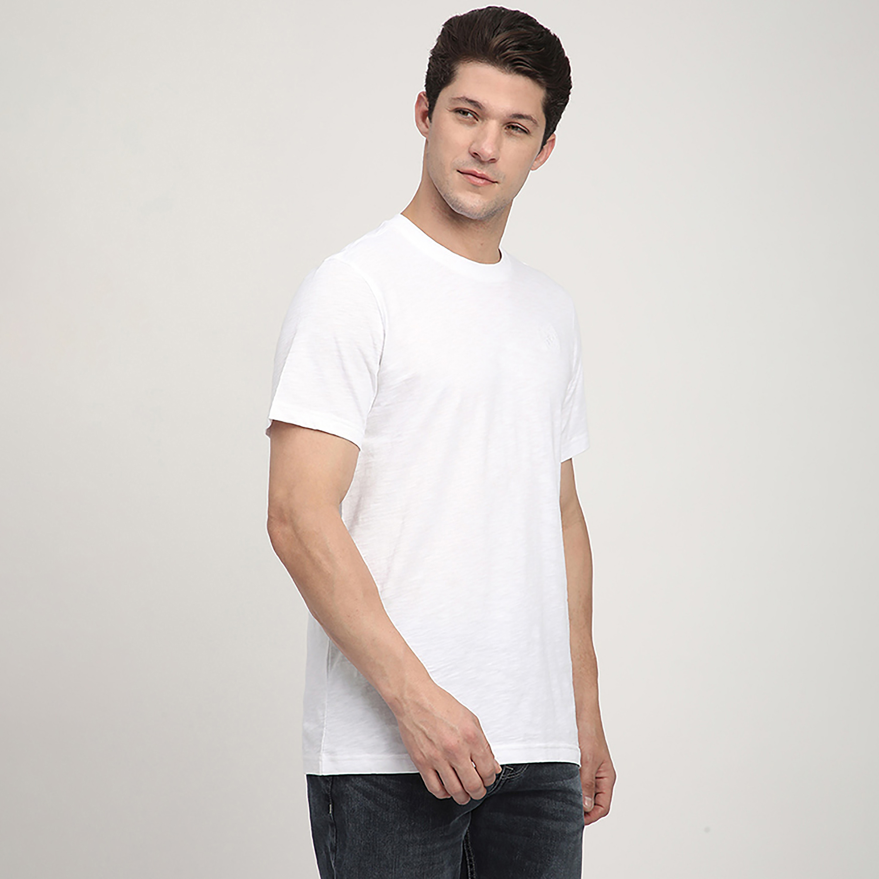 تي شيرت رجالي بياقة دائرية وأكمام قصيرة من بيفرلي هيلز بولو كلوب-men-clothing-tshirtsandpolos-tshirts-image-7
