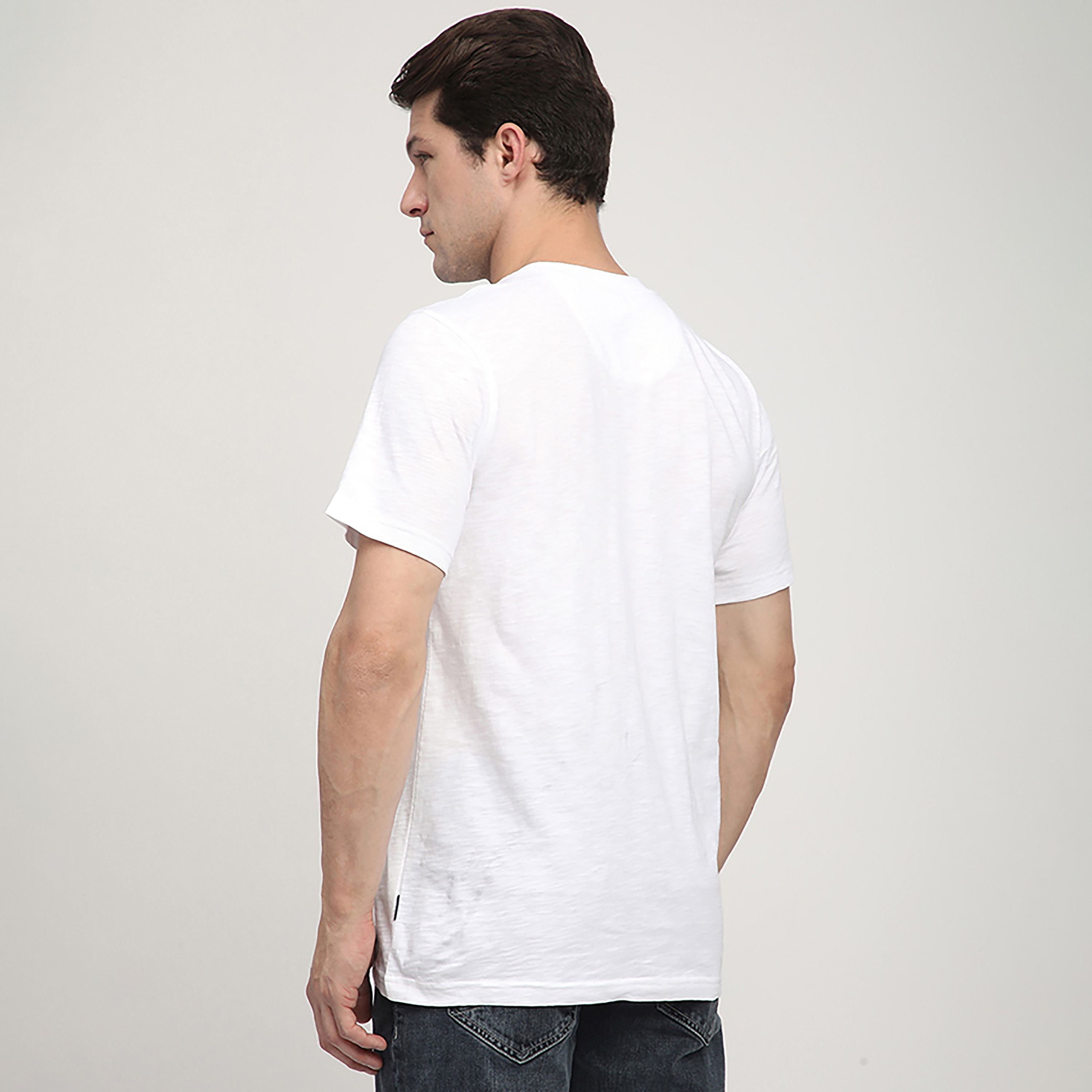 تي شيرت رجالي بياقة دائرية وأكمام قصيرة من بيفرلي هيلز بولو كلوب-men-clothing-tshirtsandpolos-tshirts-image-8