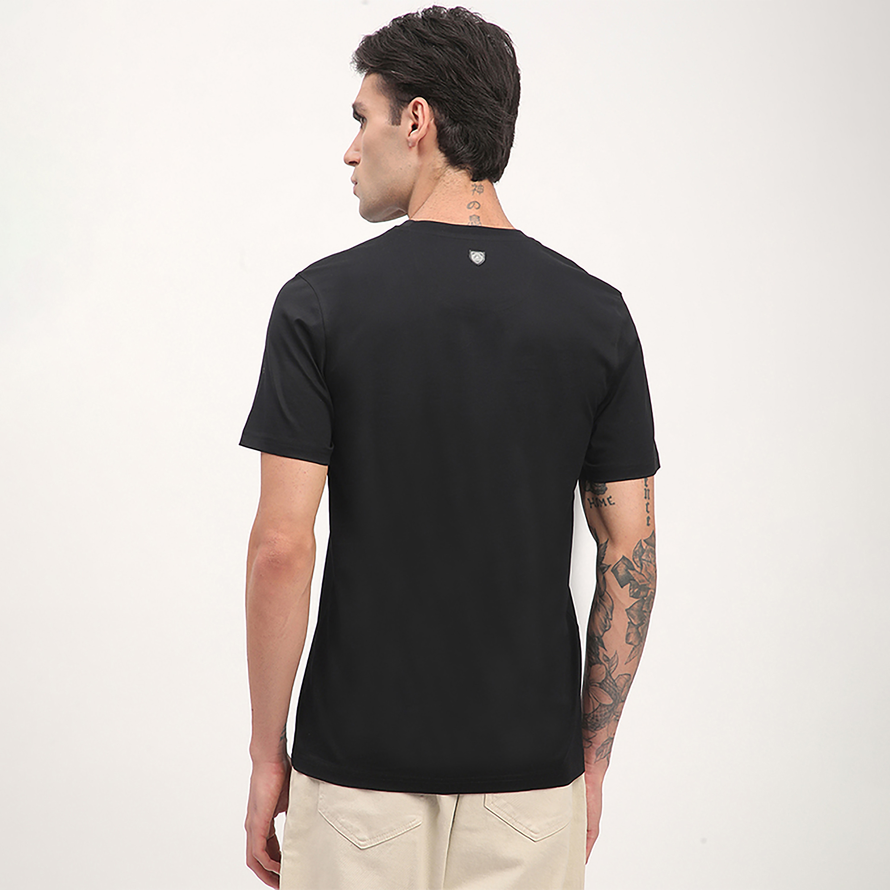 تي شيرت بأكمام قصيرة وياقة دائرية وشعار من بيفرلي هيلز بولو كلوب-men-clothing-tshirtsandpolos-tshirts-image-4