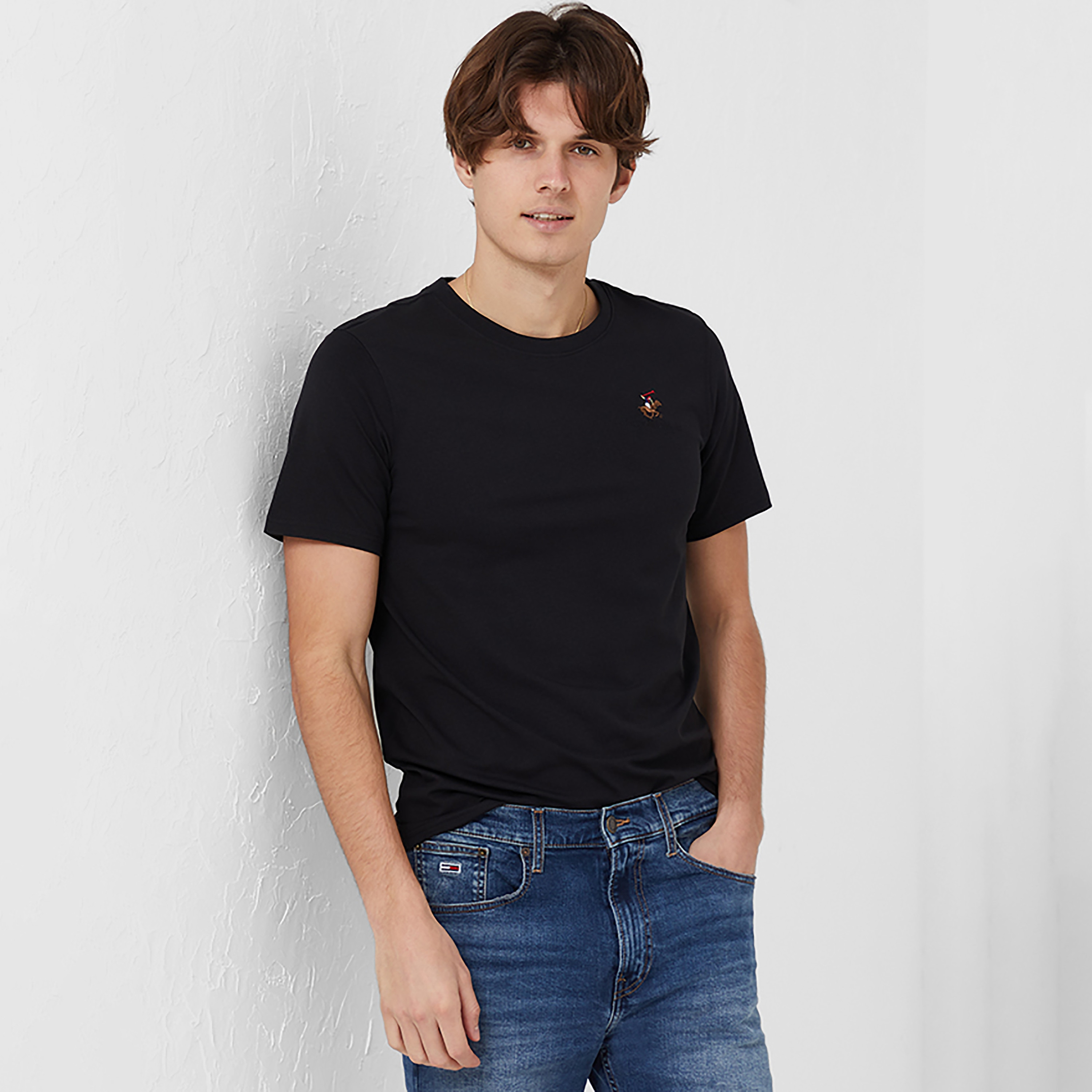 تي شيرت بيفرلي هيلز بولو كلوب بياقة مستديرة وأكمام قصيرة مع شعار مع ديتيليد-men-clothing-tshirtsandpolos-tshirts-image-1