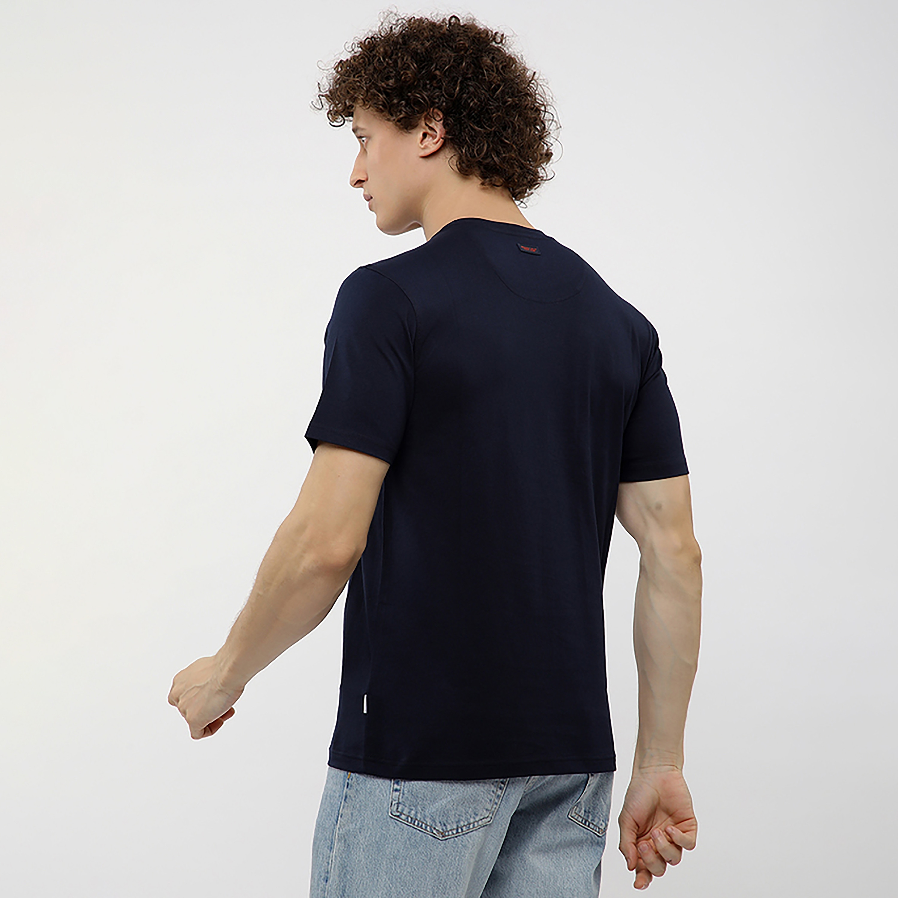 تي شيرت رجالي بأكمام قصيرة ورقبة دائرية وطبعة رسومات من بيفرلي هيلز بولو كلوب-men-clothing-tshirtsandpolos-tshirts-image-4