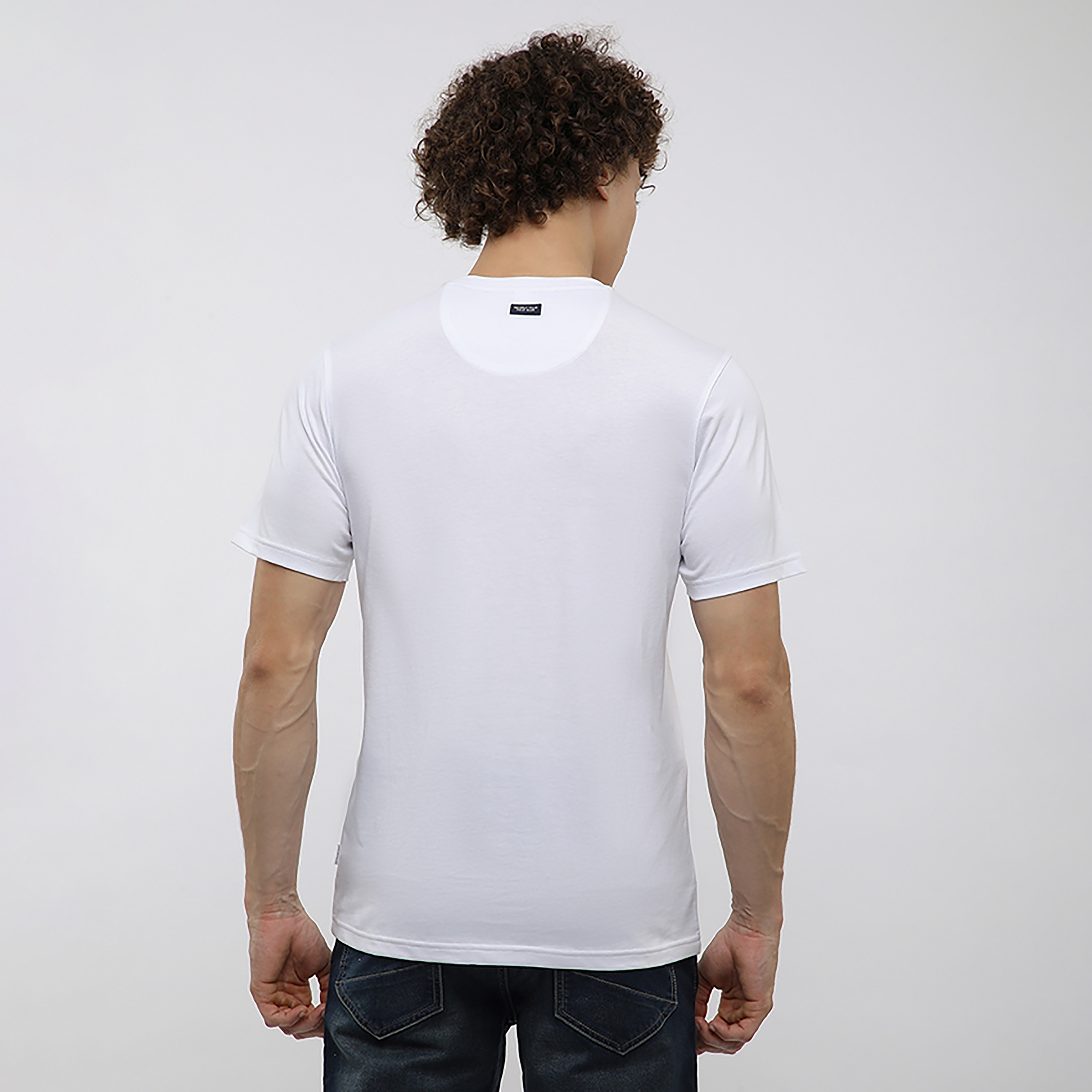 تي شيرت رجالي بأكمام قصيرة ورقبة دائرية وطبعة رسومات من بيفرلي هيلز بولو كلوب-men-clothing-tshirtsandpolos-tshirts-image-9