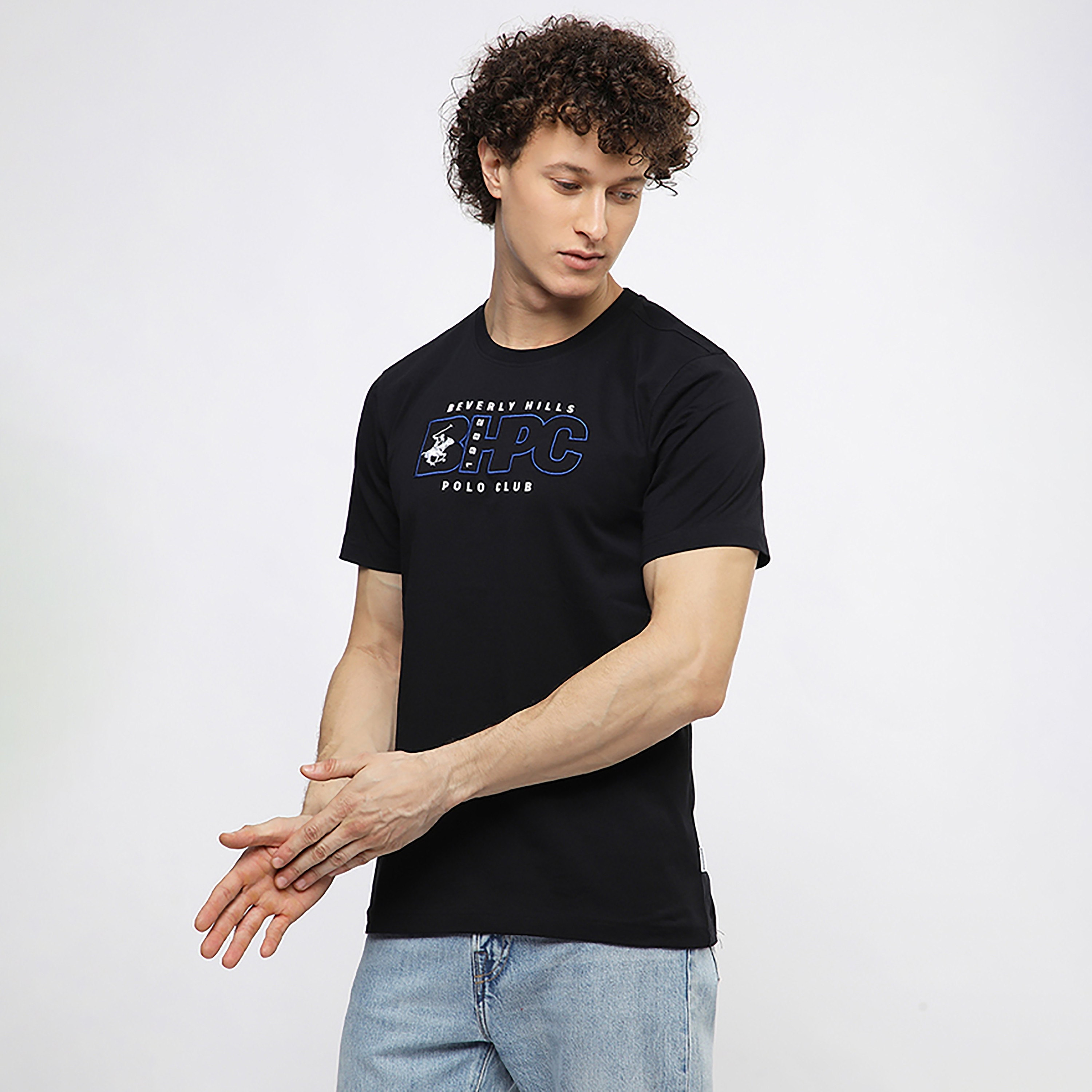 تي شيرت رجالي بياقة دائرية وأكمام قصيرة وشعار مطرز من بيفرلي هيلز بولو كلوب-men-clothing-tshirtsandpolos-tshirts-image-2
