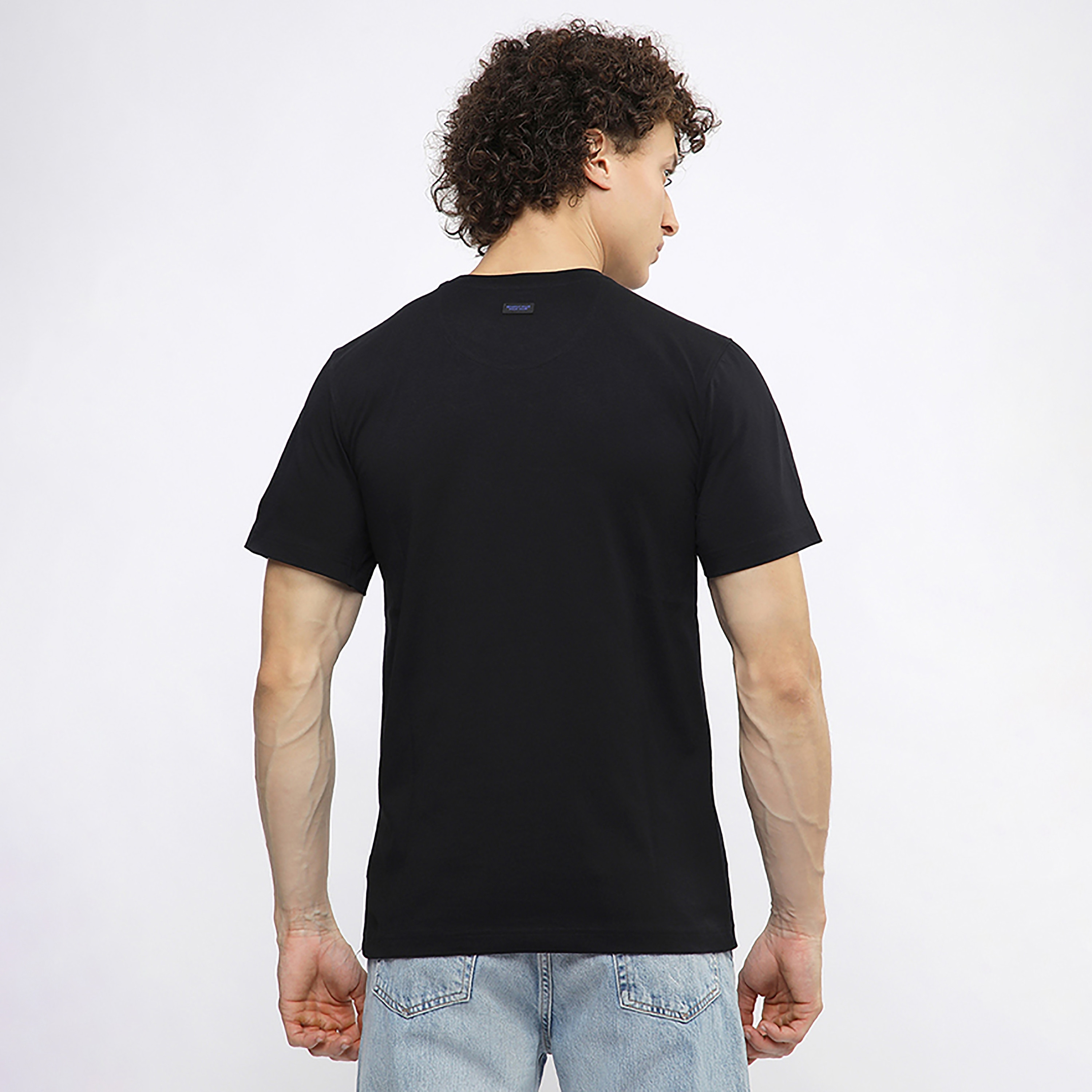 تي شيرت رجالي بياقة دائرية وأكمام قصيرة وشعار مطرز من بيفرلي هيلز بولو كلوب-men-clothing-tshirtsandpolos-tshirts-image-4