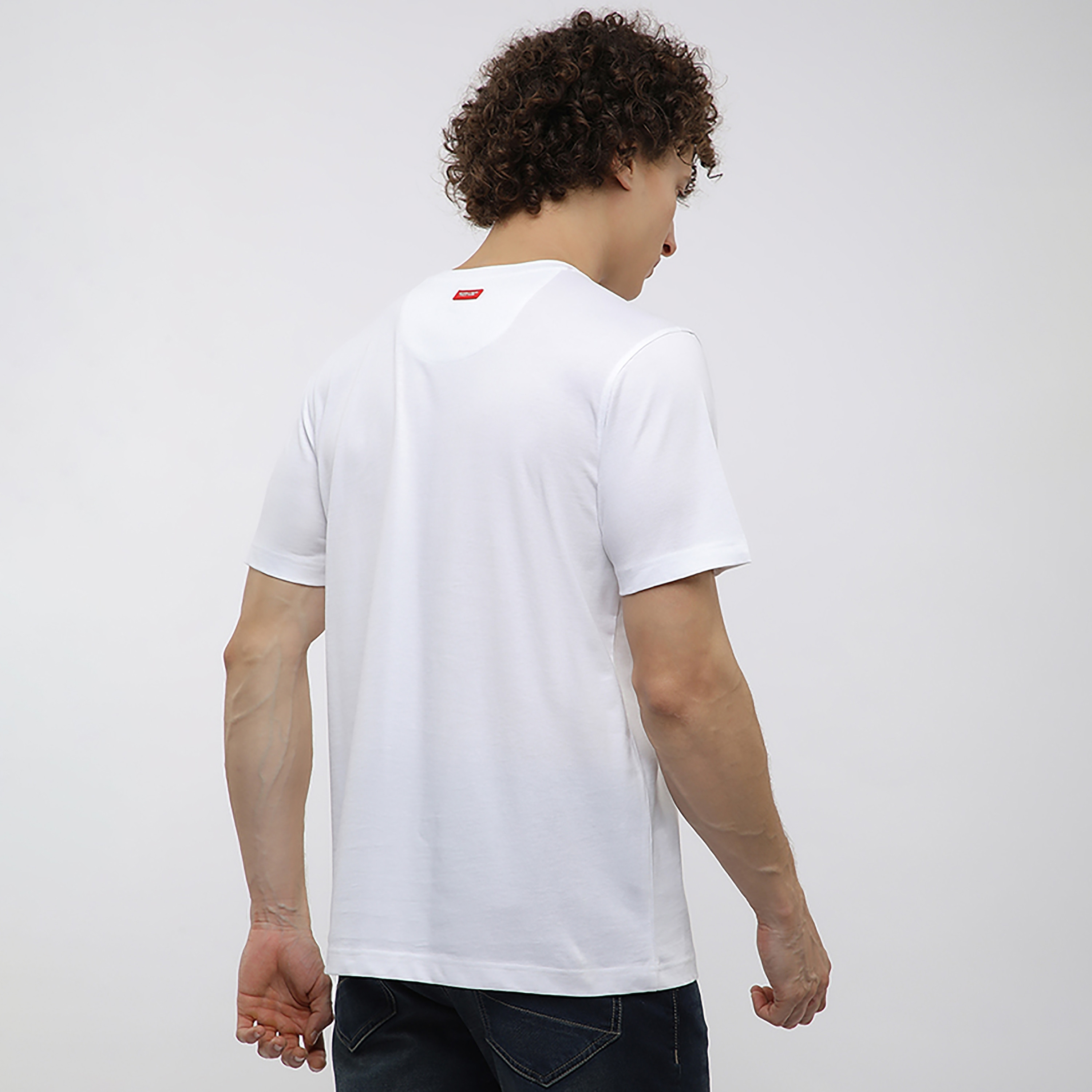 تي شيرت رجالي بياقة دائرية وأكمام قصيرة وشعار مطرز من بيفرلي هيلز بولو كلوب-men-clothing-tshirtsandpolos-tshirts-image-9