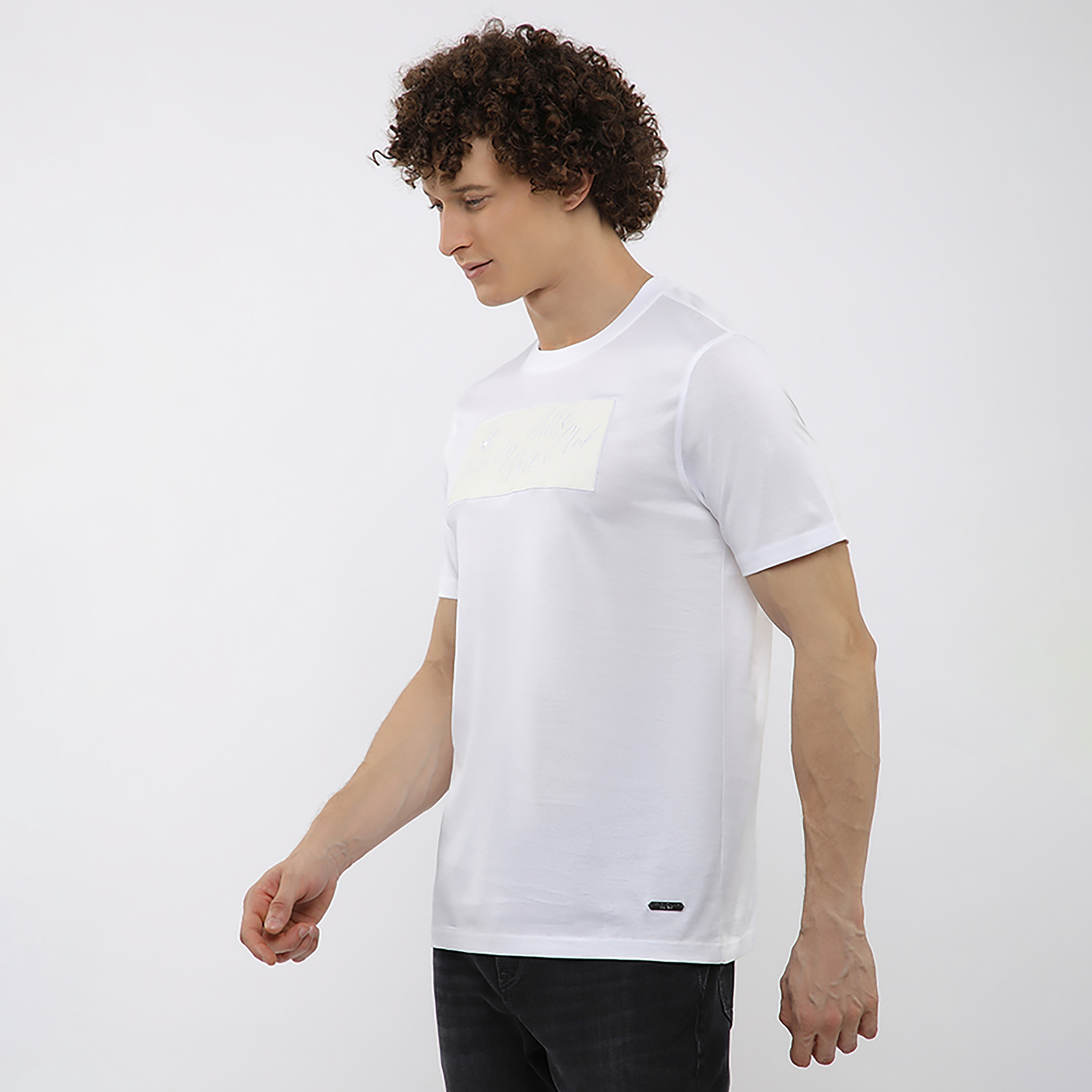 تي شيرت رجالي بياقة دائرية وأكمام قصيرة وشعار مطرز من بيفرلي هيلز بولو كلوب-men-clothing-tshirtsandpolos-tshirts-image-7