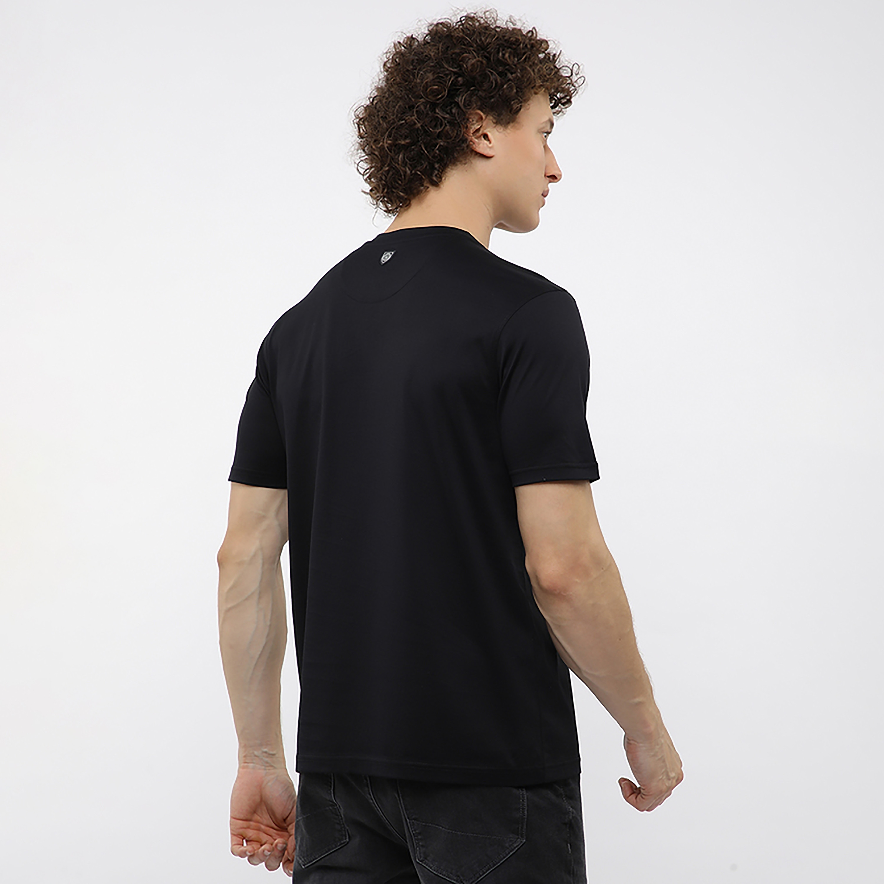 تيشيرت رجالي مطبوع بالشعار بياقة مستديرة وأكمام قصيرة من بيفرلي هيلز بولو كلوب-men-clothing-tshirtsandpolos-tshirts-image-9