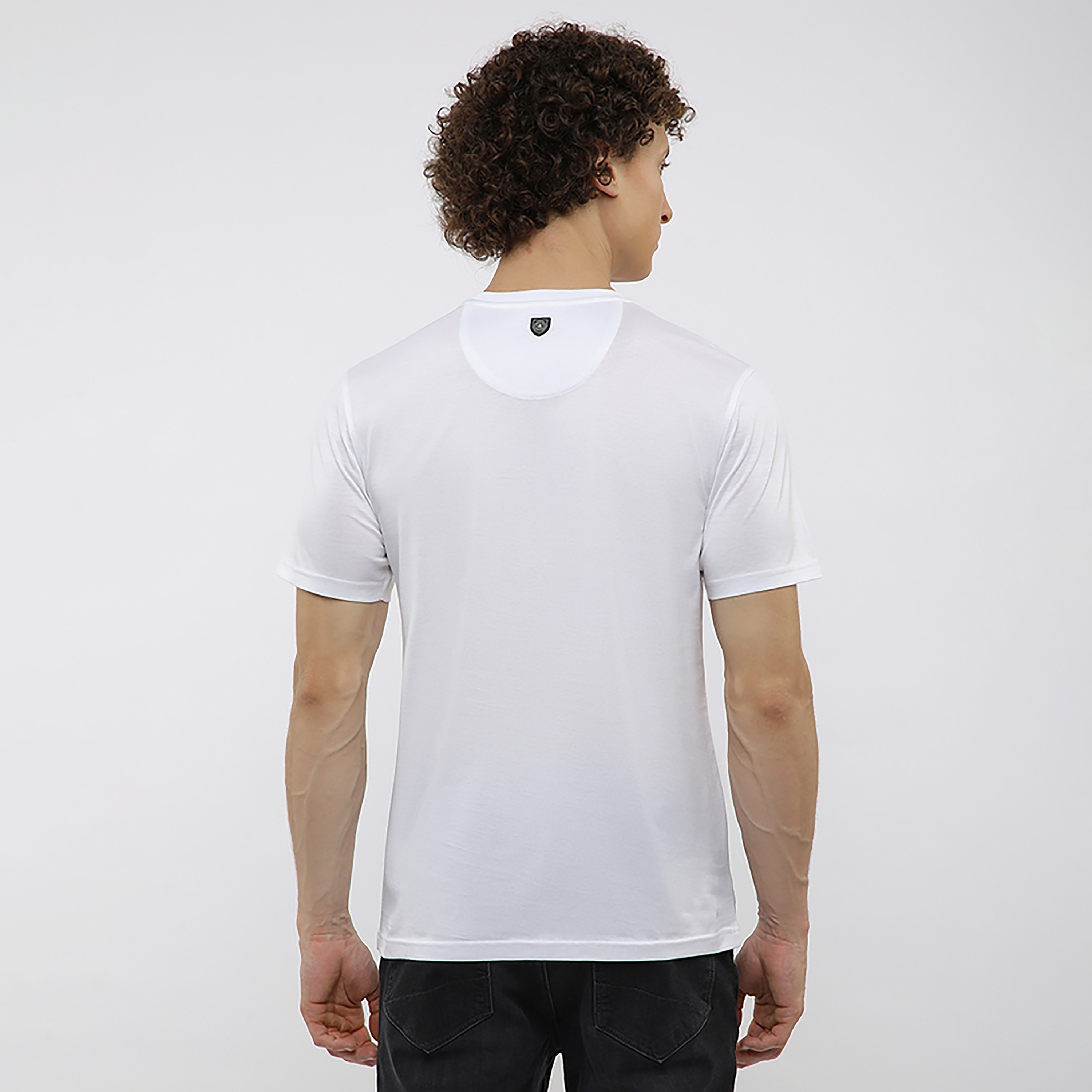 تيشيرت رجالي بشعار مُزيّن بياقة مستديرة وأكمام قصيرة من بيفرلي هيلز بولو كلوب-men-clothing-tshirtsandpolos-tshirts-image-9