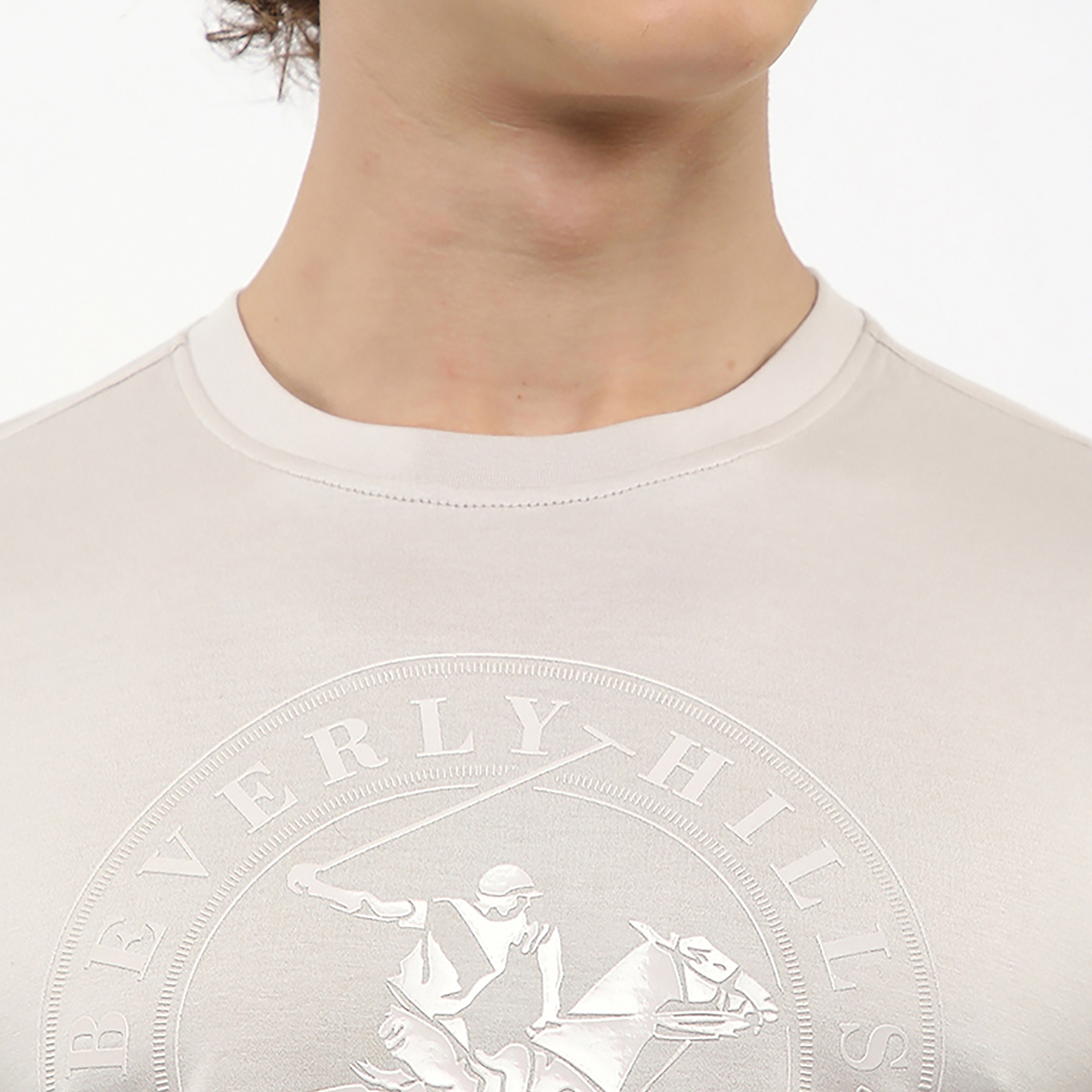 تيشيرت رجالي بشعار بارز بياقة مستديرة وأكمام قصيرة من بيفرلي هيلز بولو كلوب-men-clothing-tshirtsandpolos-tshirts-image-10