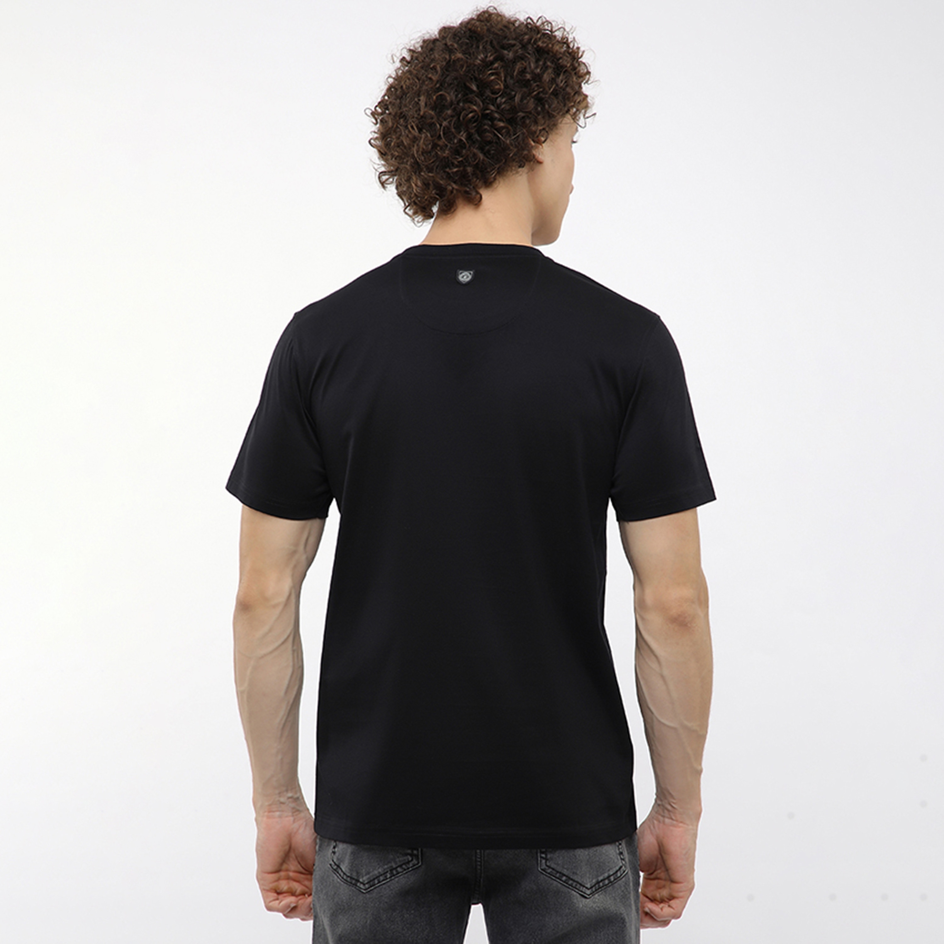 تي شيرت رجالي بأكمام قصيرة ورقبة دائرية وطبعة رسومات من بيفرلي هيلز بولو كلوب-men-clothing-tshirtsandpolos-tshirts-image-4