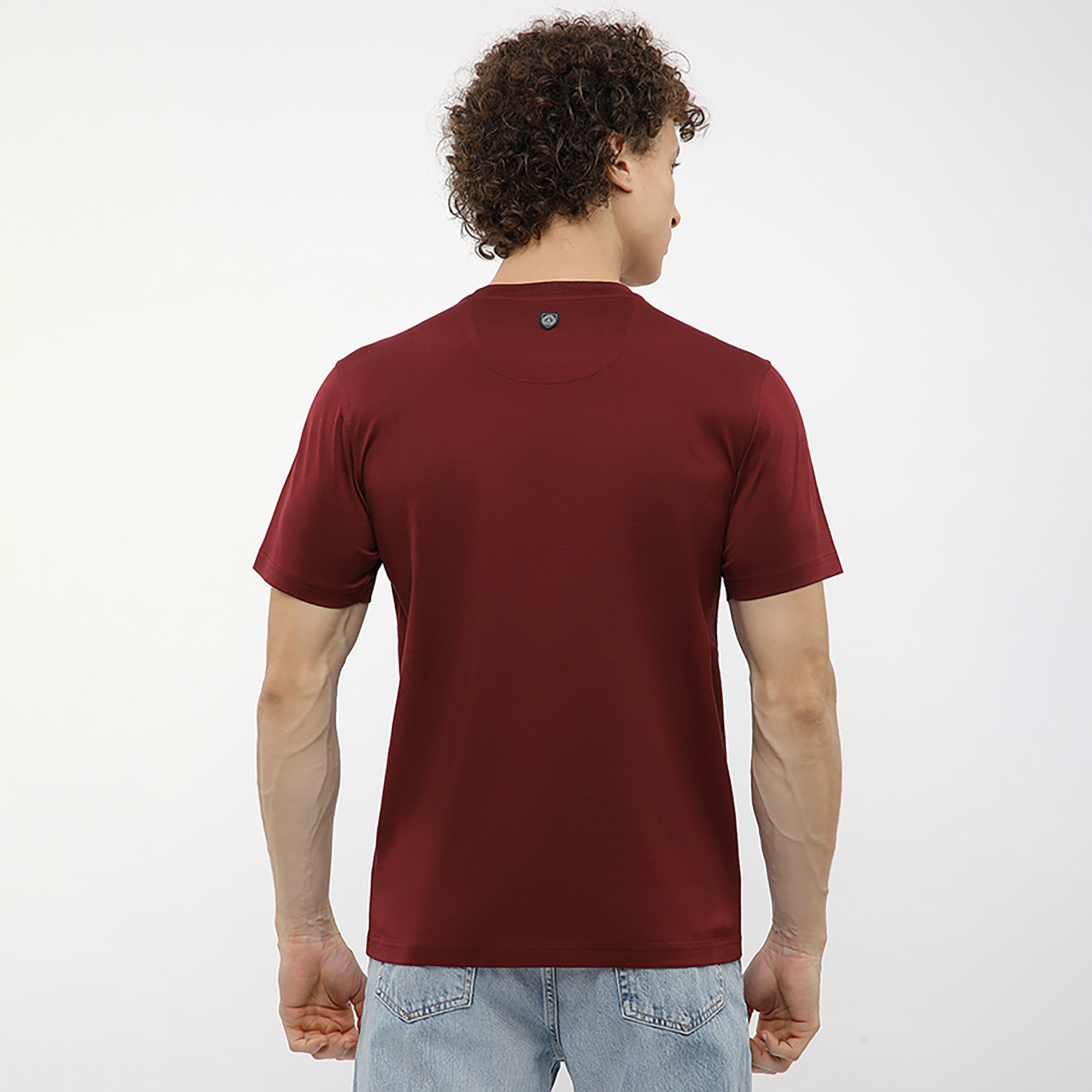 تيشيرت رجالي بشعار جرافيك بياقة مستديرة وأكمام قصيرة من بيفرلي هيلز بولو كلوب-men-clothing-tshirtsandpolos-tshirts-image-9