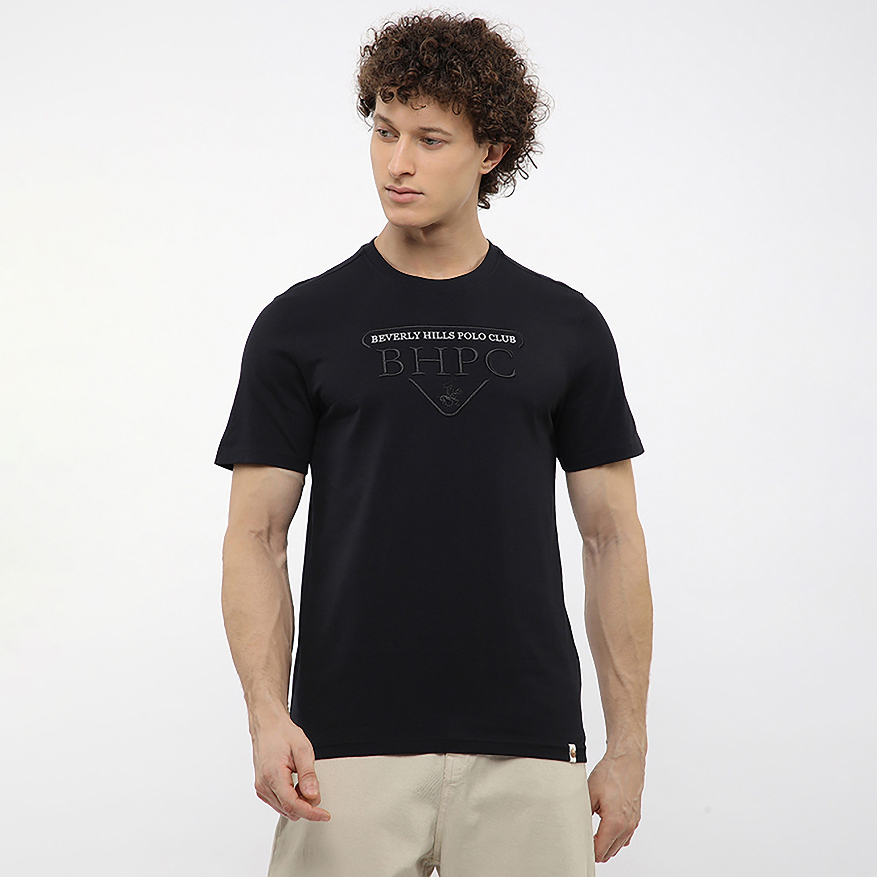 تي شيرت رجالي بياقة دائرية وأكمام قصيرة وشعار مطرز من بيفرلي هيلز بولو كلوب-men-clothing-tshirtsandpolos-tshirts-image-1
