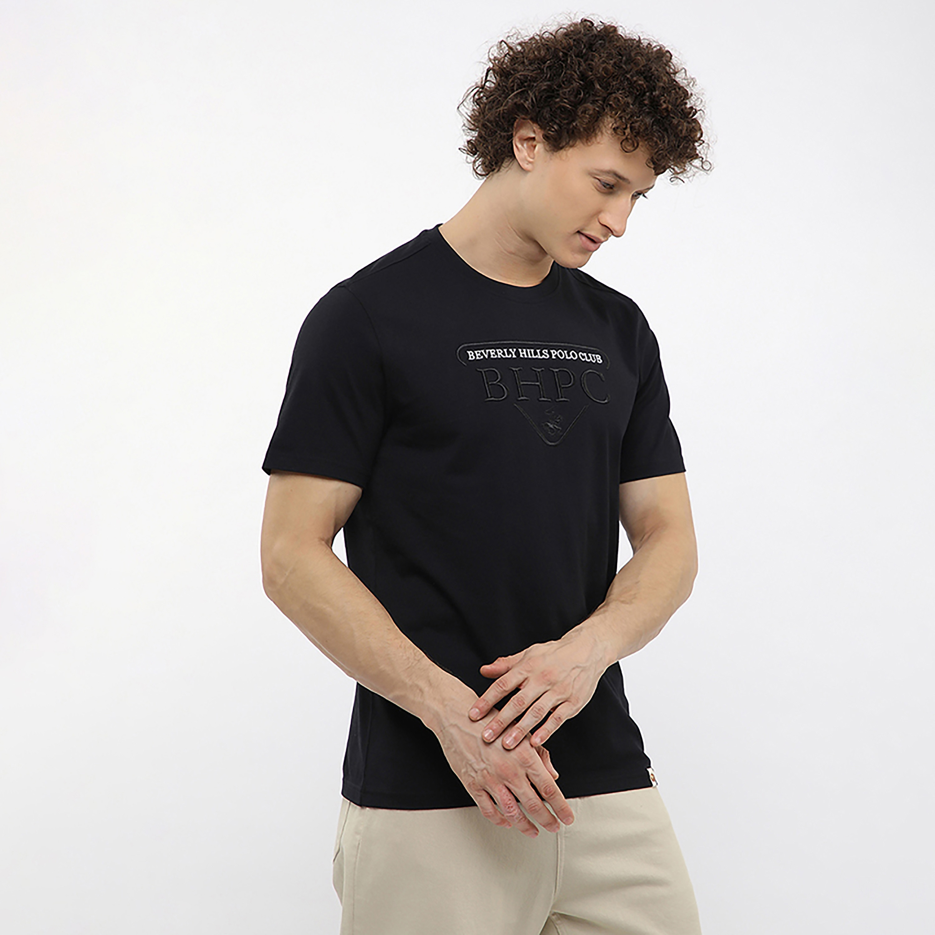 تي شيرت رجالي بياقة دائرية وأكمام قصيرة وشعار مطرز من بيفرلي هيلز بولو كلوب-men-clothing-tshirtsandpolos-tshirts-image-3