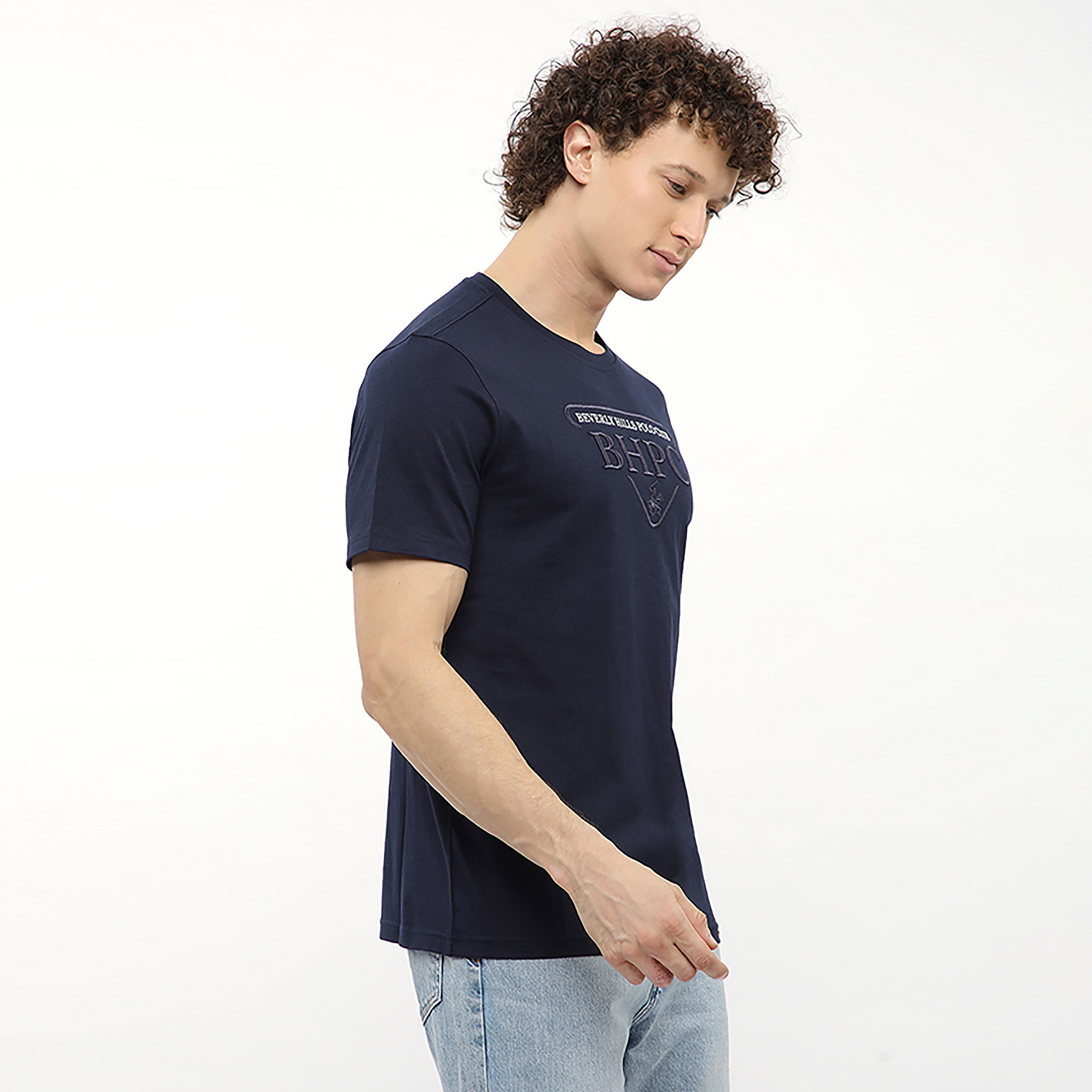 تي شيرت رجالي بياقة دائرية وأكمام قصيرة وشعار مطرز من بيفرلي هيلز بولو كلوب-men-clothing-tshirtsandpolos-tshirts-image-13