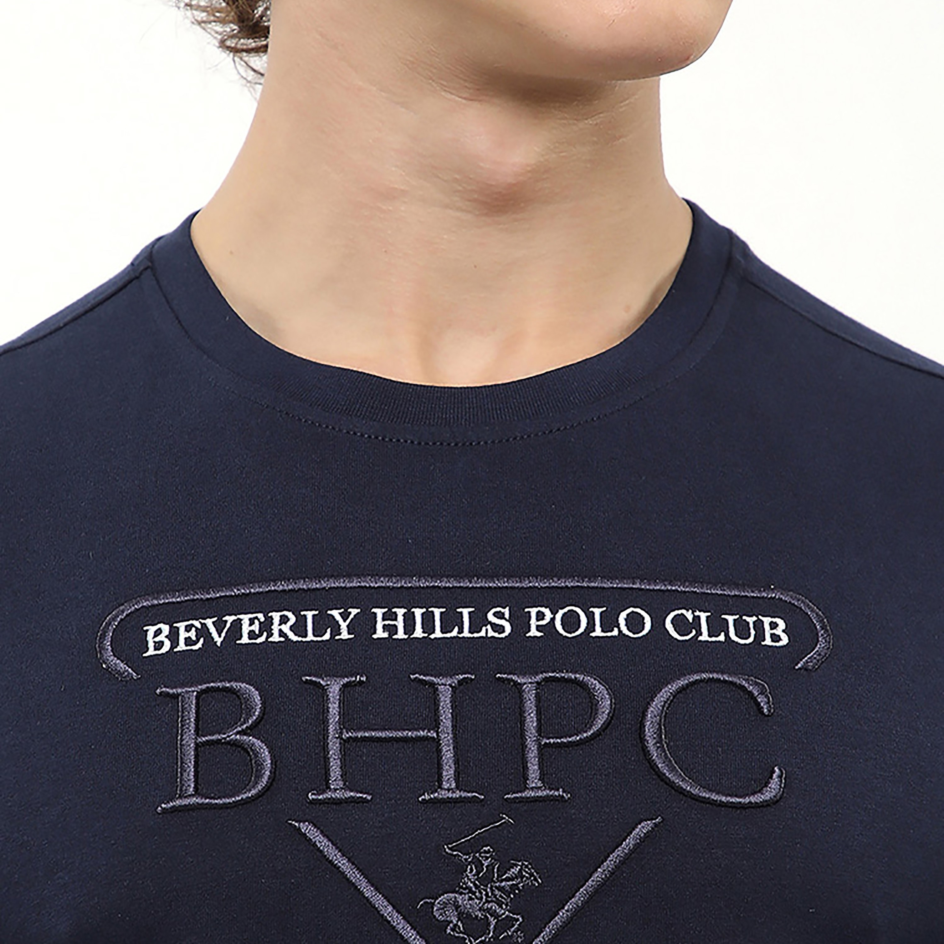 تي شيرت رجالي بياقة دائرية وأكمام قصيرة وشعار مطرز من بيفرلي هيلز بولو كلوب-men-clothing-tshirtsandpolos-tshirts-image-15