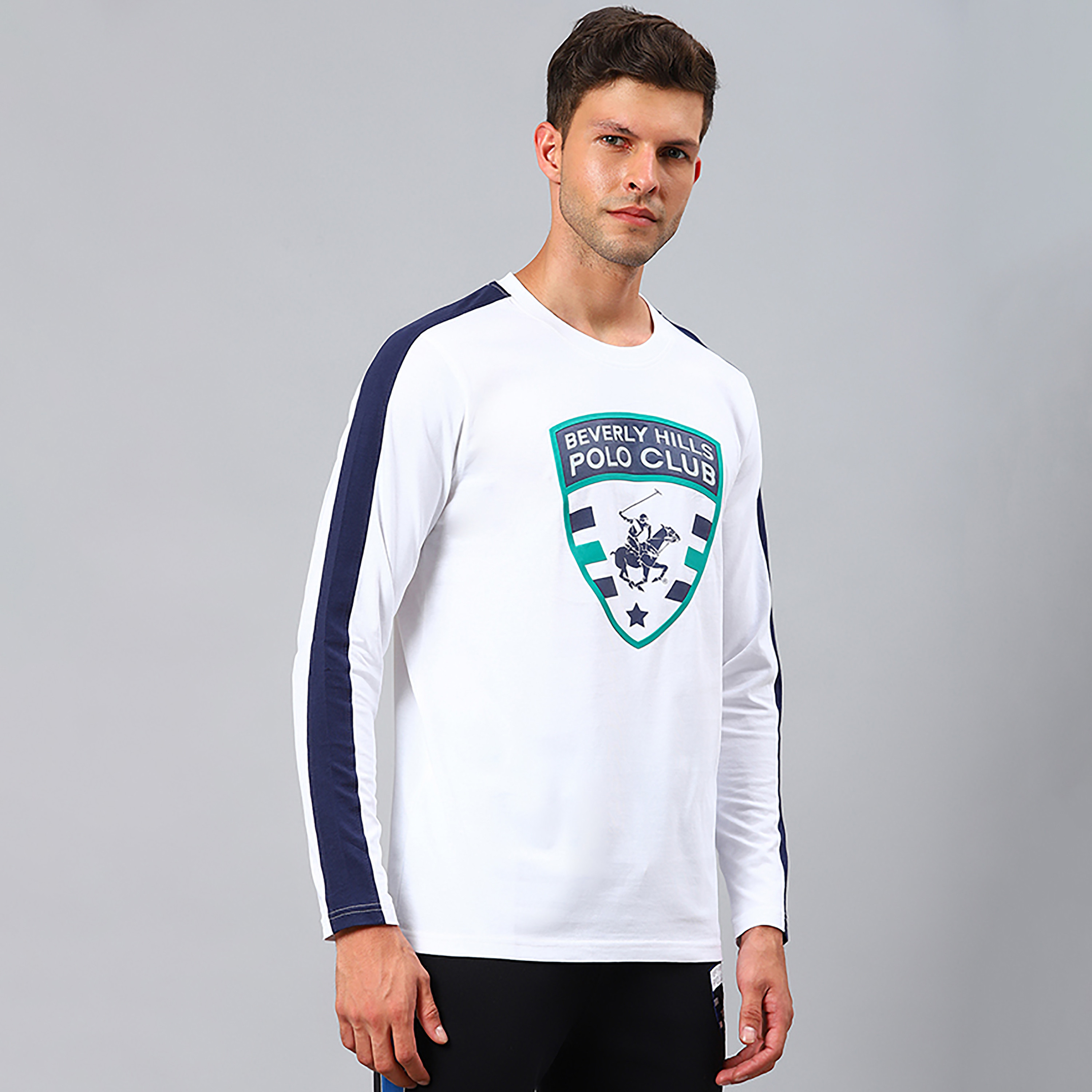 بيفرلي هيلز بولو كلوب-  تي شيرت رجالي بأكمام طويلة ورقبة دائرية وشعار-men-clothing-tshirtsandpolos-tshirts-image-7