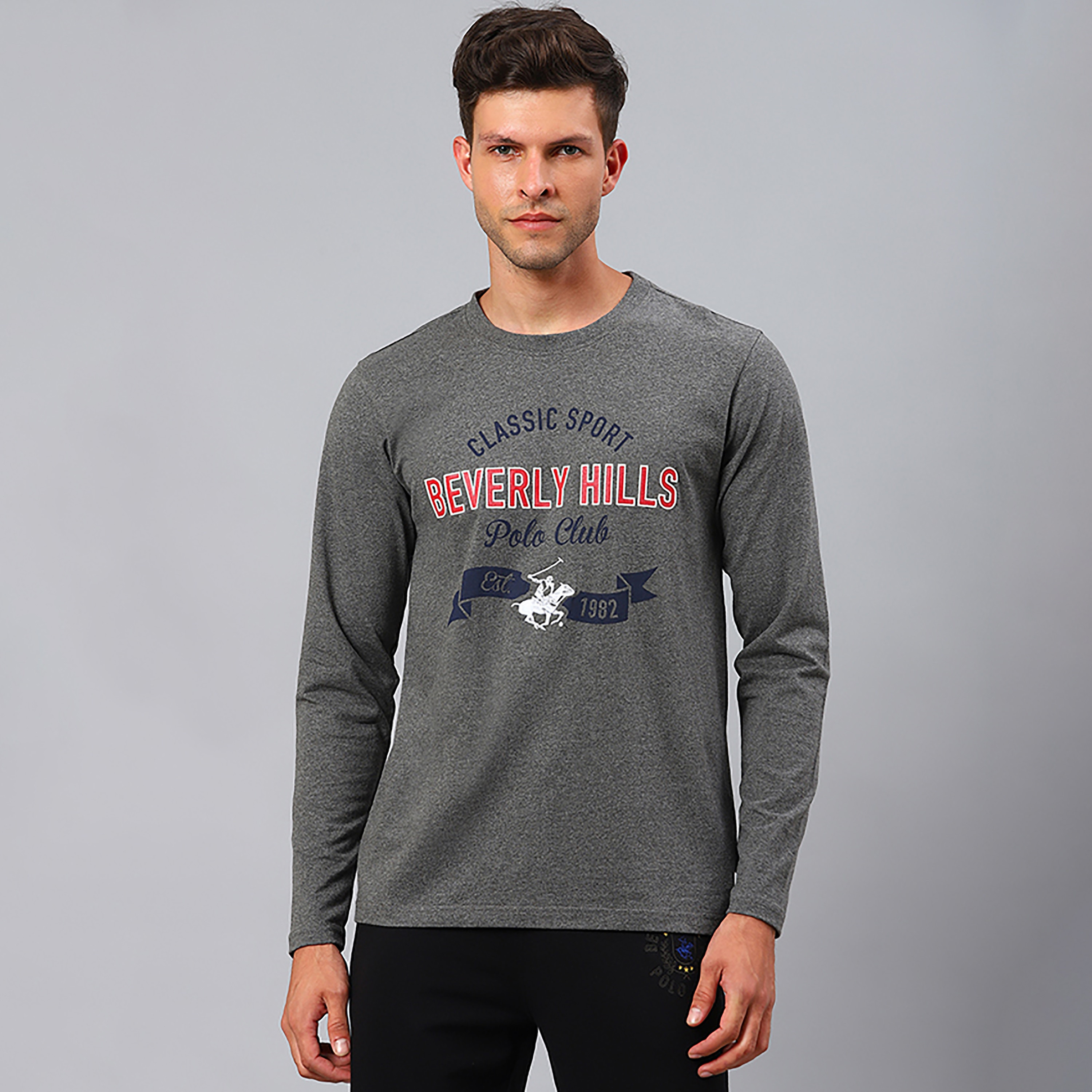 بيفرلي هيلز بولو كلوب-  تي شيرت رجالي بأكمام طويلة ورقبة دائرية وشعار-men-clothing-tshirtsandpolos-tshirts-image-1