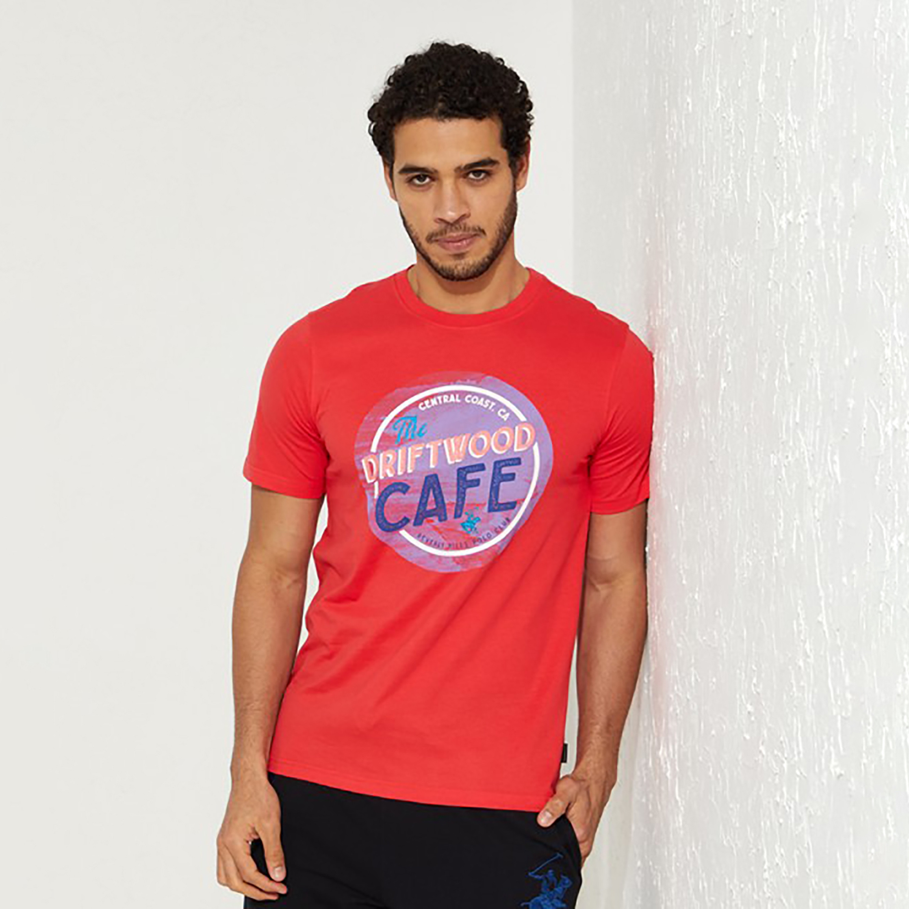 بيفرلي هيلز بولو كلوب-  تي شيرت رجالي بطبعة جرافيكية ورقبة دائرية وأكمام قصيرة-men-clothing-tshirtsandpolos-tshirts-image-5