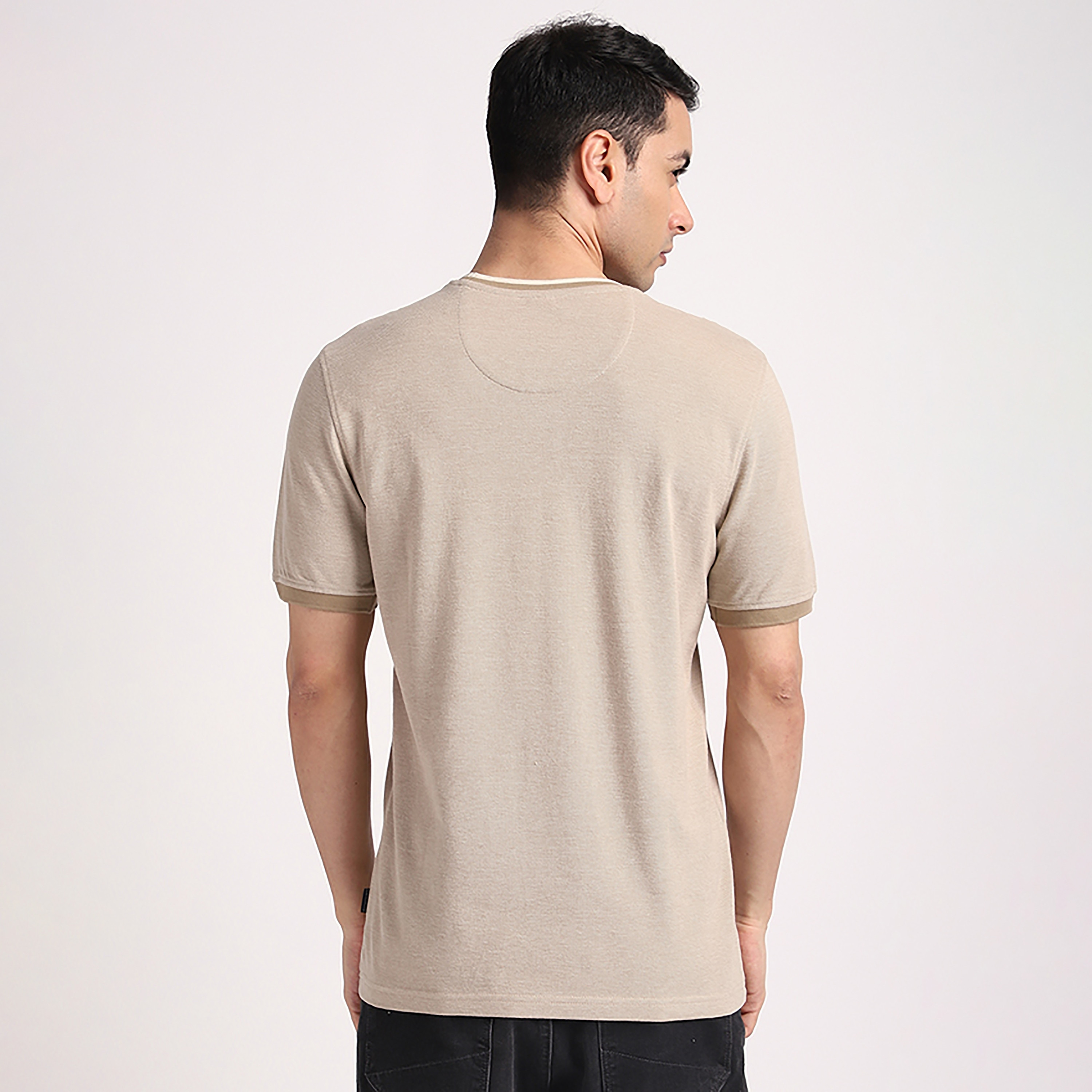 تي شيرت رجالي بأكمام قصيرة وياقة مستديرة ومطرز بشينيل من بيفرلي هيلز بولو كلوب-men-clothing-tshirtsandpolos-tshirts-image-4