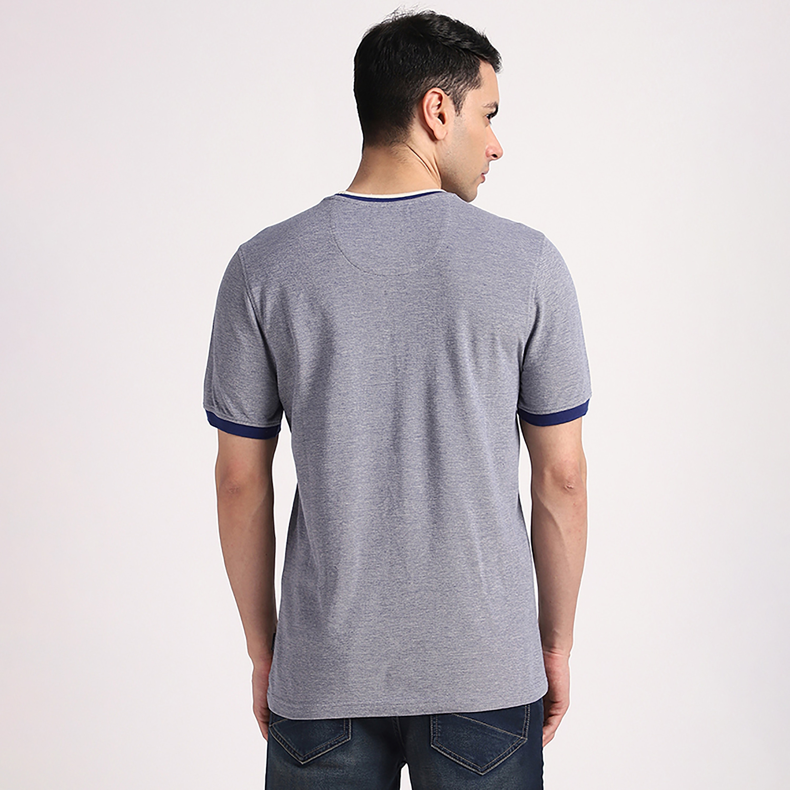 تي شيرت رجالي بأكمام قصيرة وياقة مستديرة ومطرز بشينيل من بيفرلي هيلز بولو كلوب-men-clothing-tshirtsandpolos-tshirts-image-9