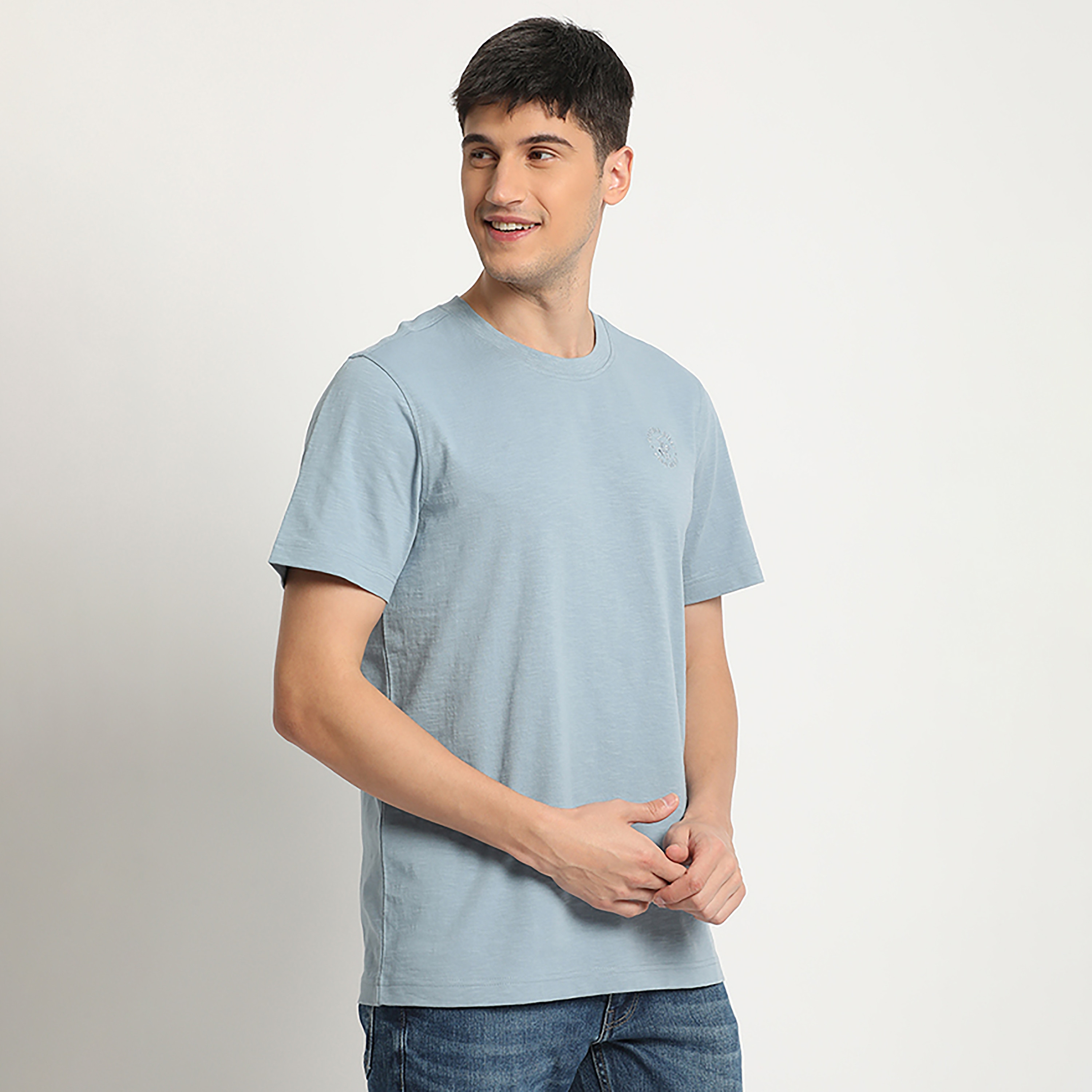 بيفرلي هيلز بولو كلوب- تي شيرت وياقة مستديرة أكمام قصيرة وشعار بولو-men-clothing-tshirtsandpolos-tshirts-image-11